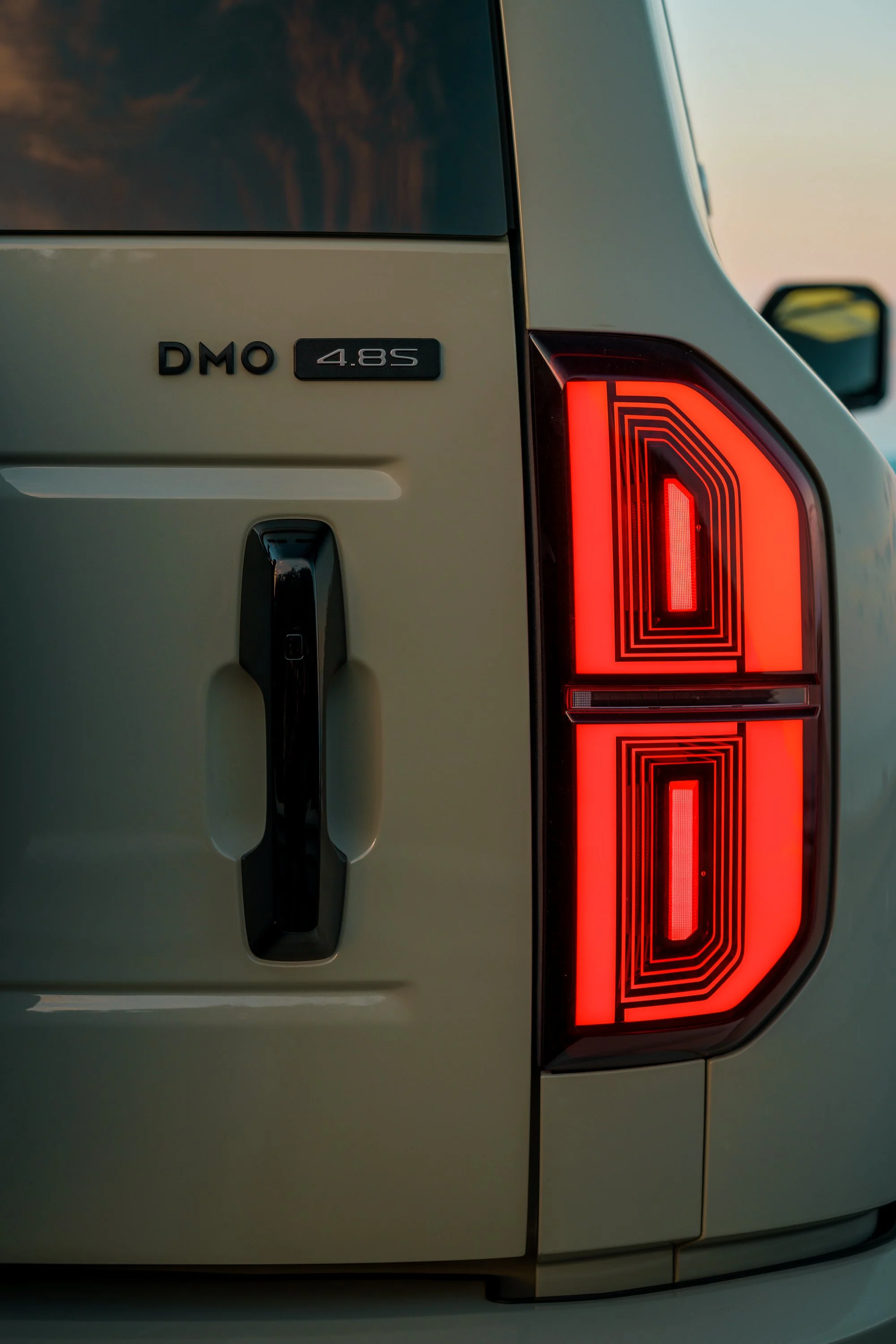 Denza B5 GOR-44.jpg