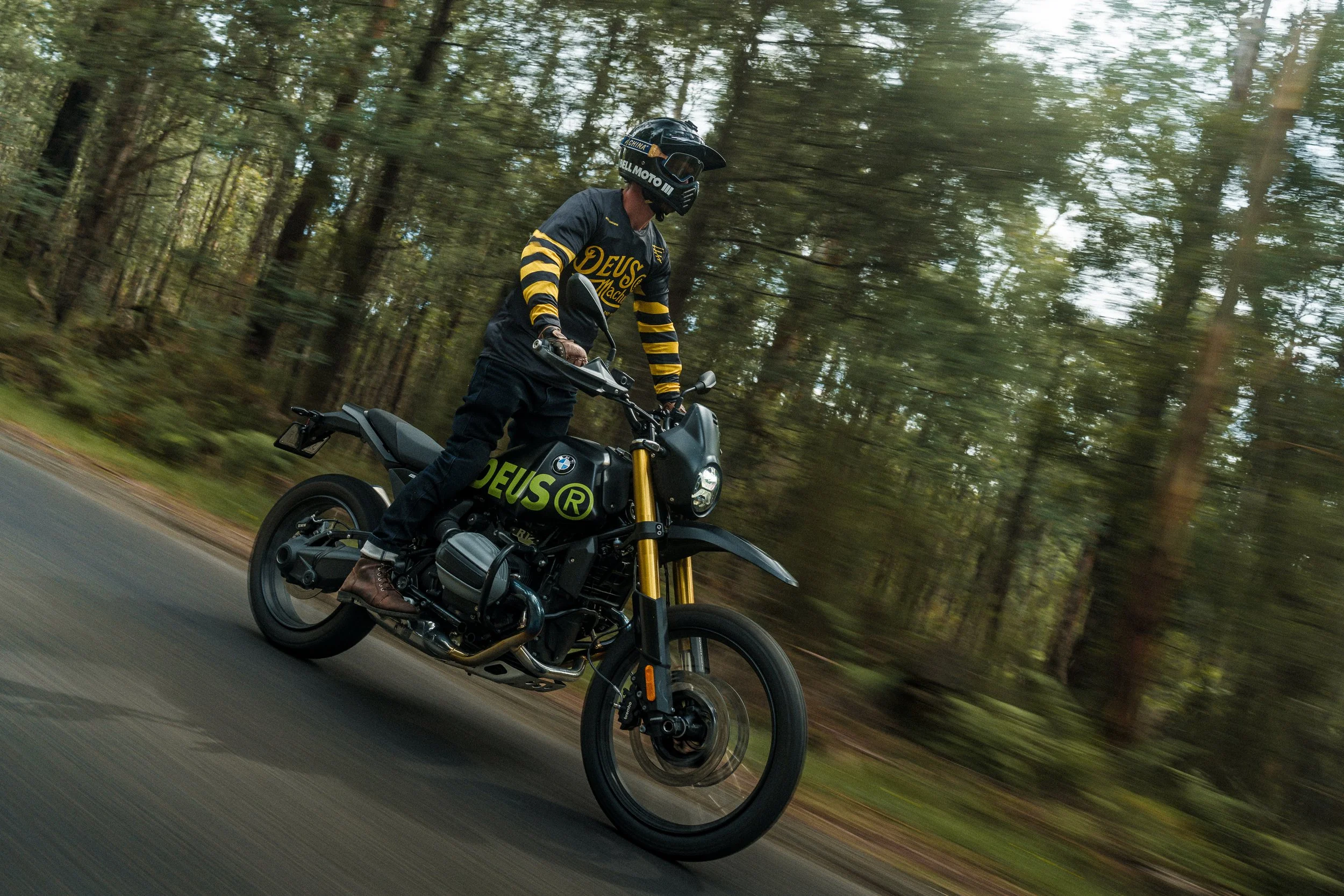 DEUS R12GS-7.jpg