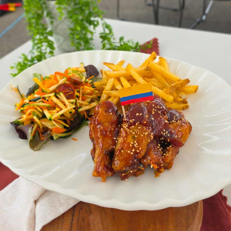 Alitas (BBQ or Buffalo)