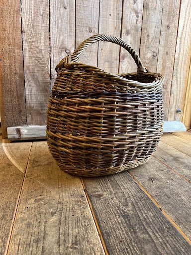 Oval, Rounded Underfoot Shopper with Peter Dibble 