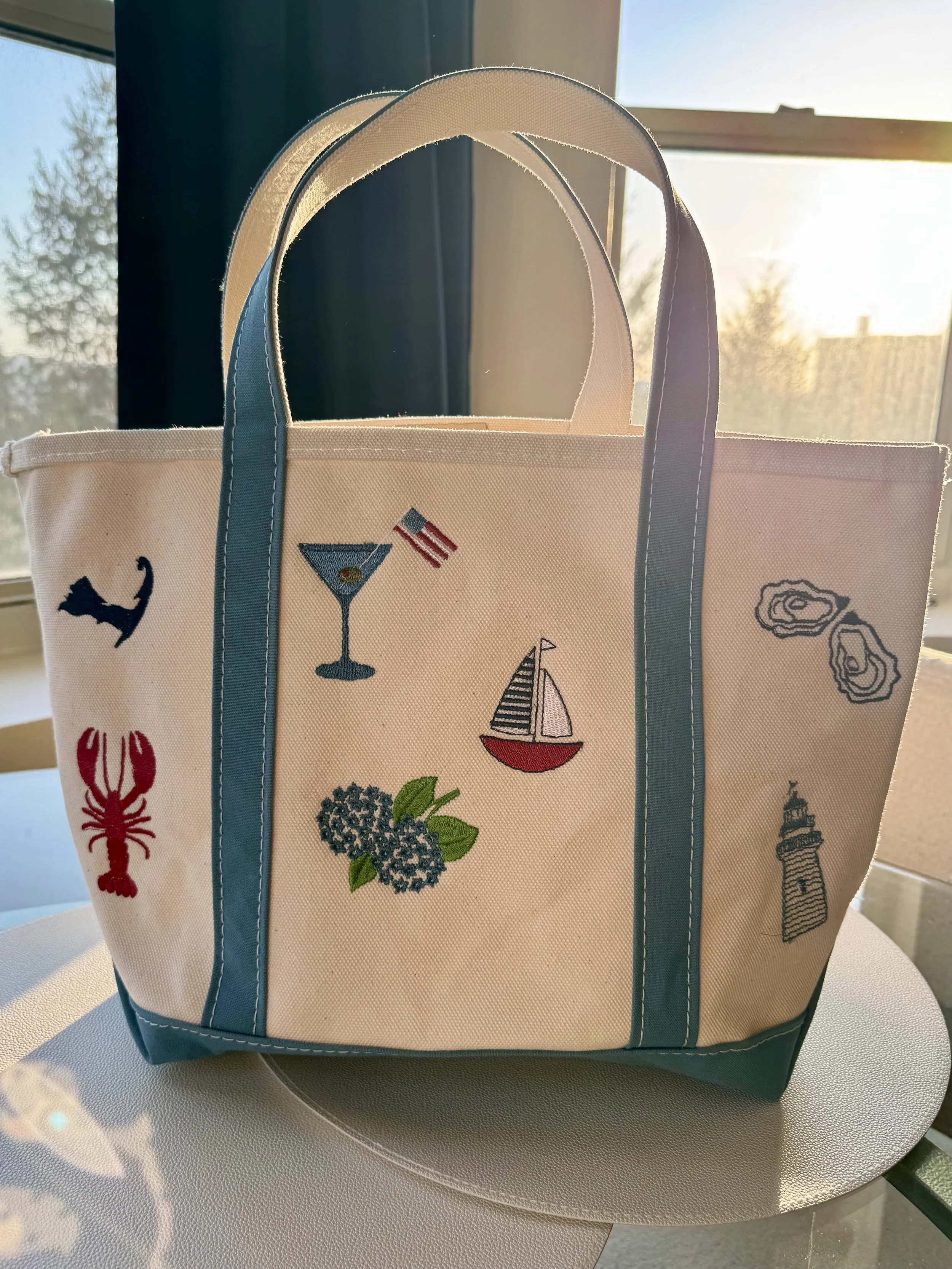 Small Coastal Charm Tote