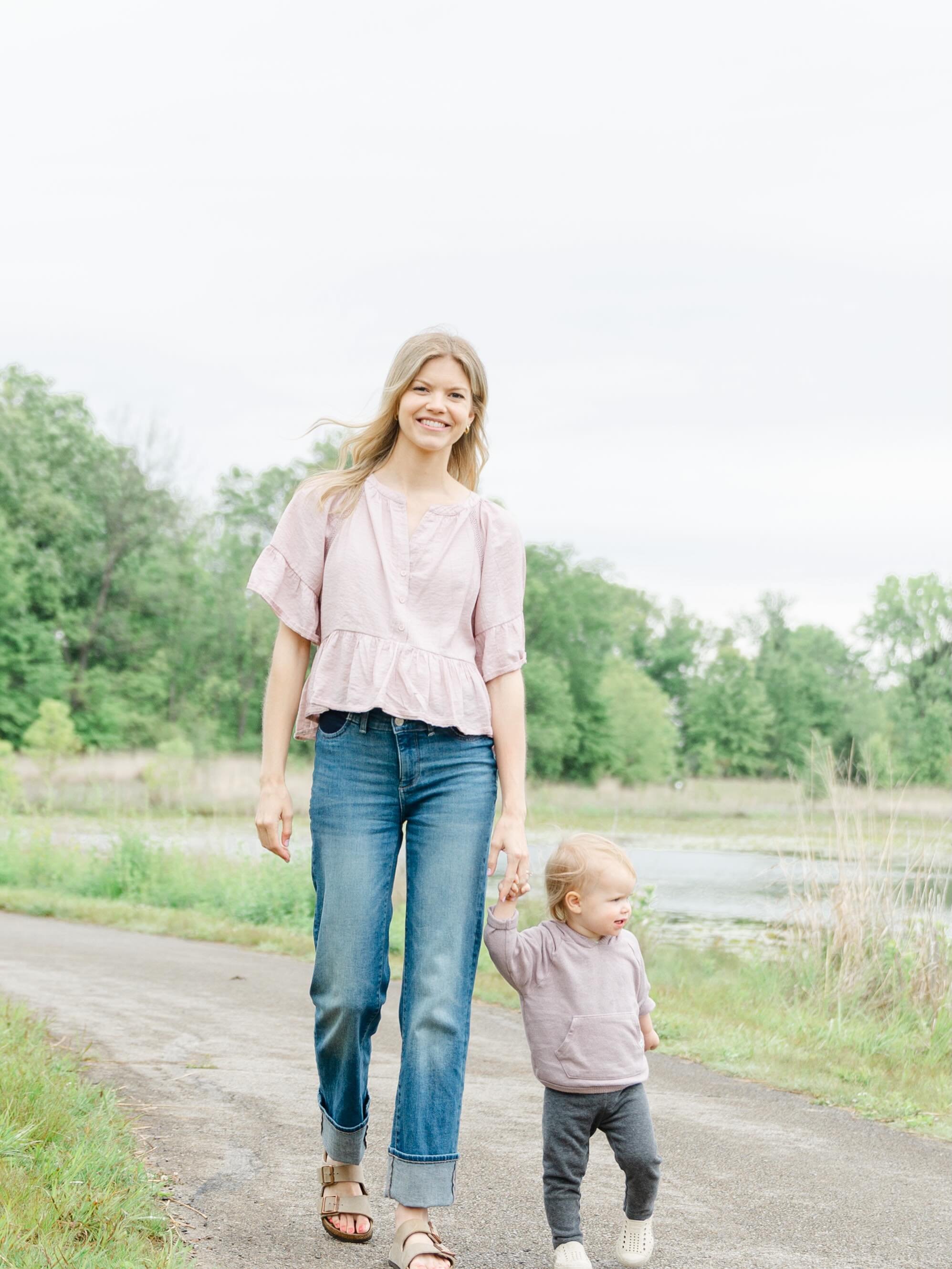Not every season lasts forever, which is exactly why capturing these ordinary moments is so beautiful.

Just a mom and her girl, soaking up the gift of right now.

#motherhood #indyphotographer #photographer @themotherhoodanthology
