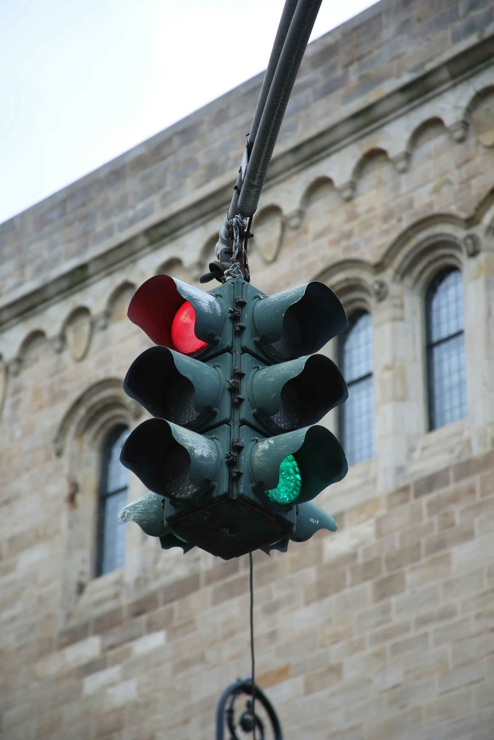 Red Light, Green Light: Self-Control and Thoughtful Giving