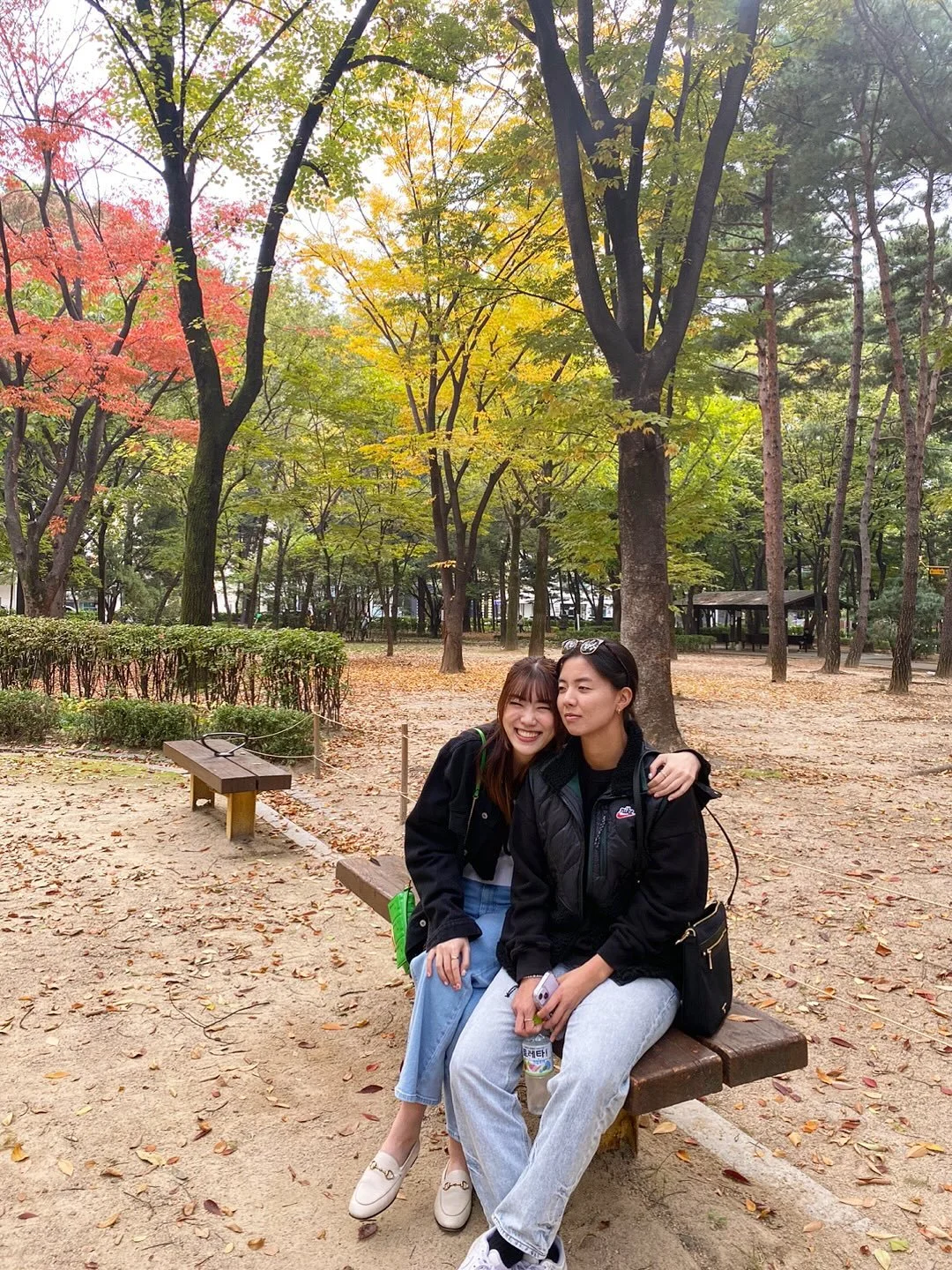 Nothing&rsquo;s changed. And nothing will. Missing my soulmate a little extra this year&hellip; Happy birthday from across the globe 🥹❤️
.
.
.
วันนี้เป็นวันเกิดแกก็จริง แต่สำหรับเรา แกนี่แหละคือของขวัญที่ดีที่สุดเลยนะ!