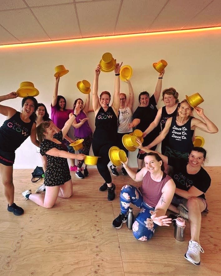 WHAT IS SWINGTRAIN?

If old-style swing music, vintage dance moves, a healthy dose of jazz hands and completely unnecessary levels of enthusiasm sound like your idea of fun, you&rsquo;ll LOVE SWINGTRAIN.

No partner required. No dance experience nece