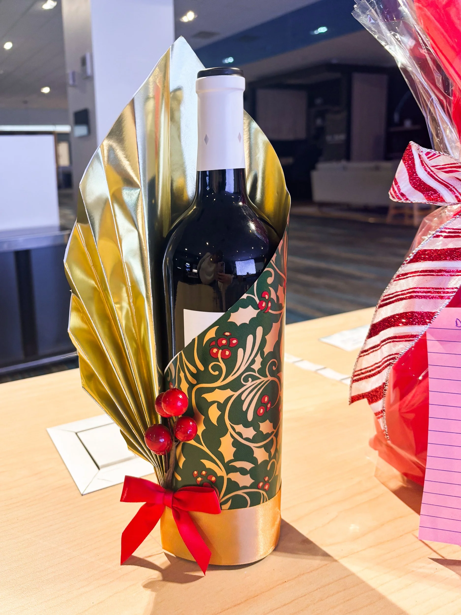WrappingHappy-2753.jpg