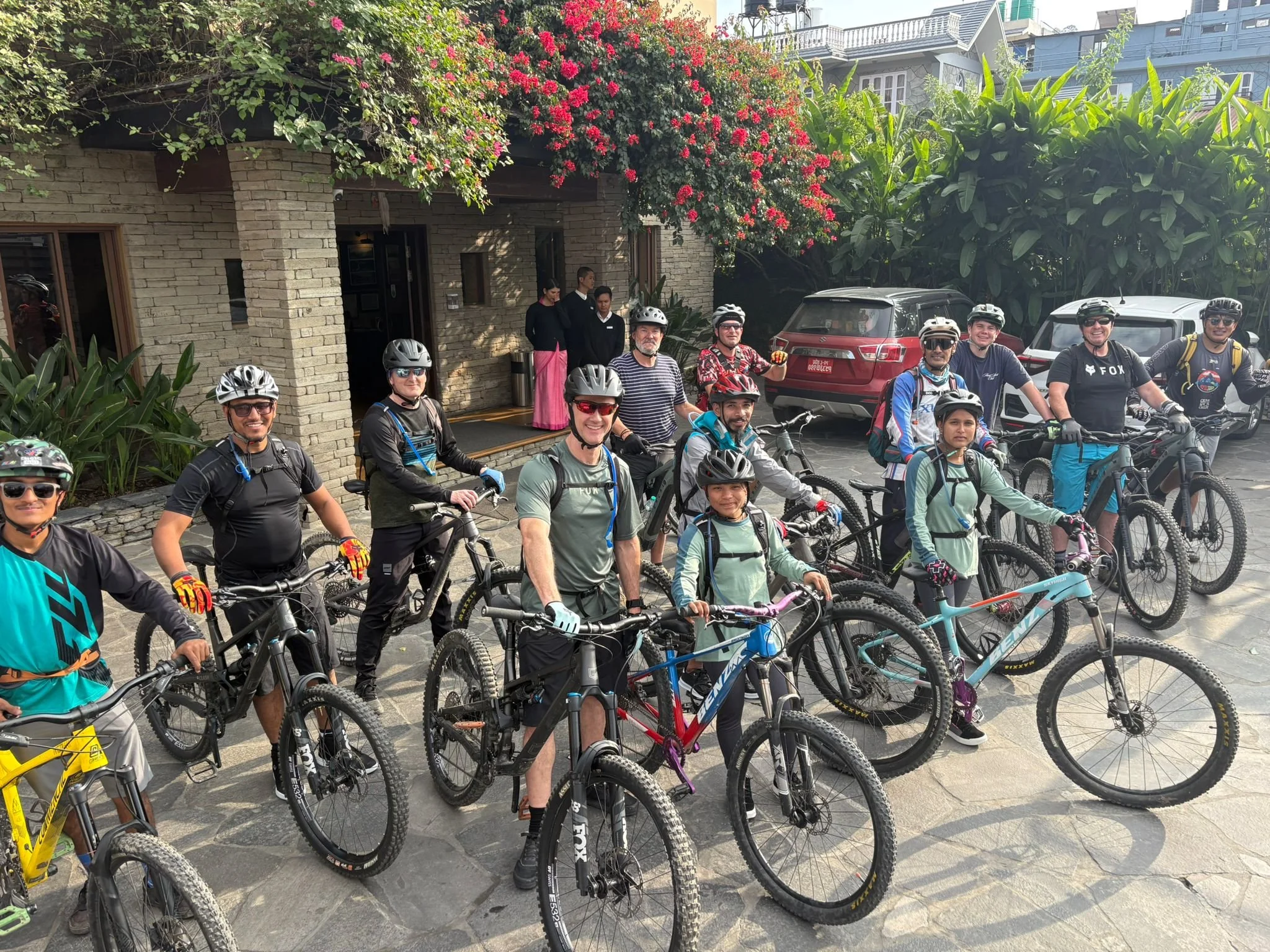 5d13ff9c-e724-4309-8de7-cfdb812d3666.jpg