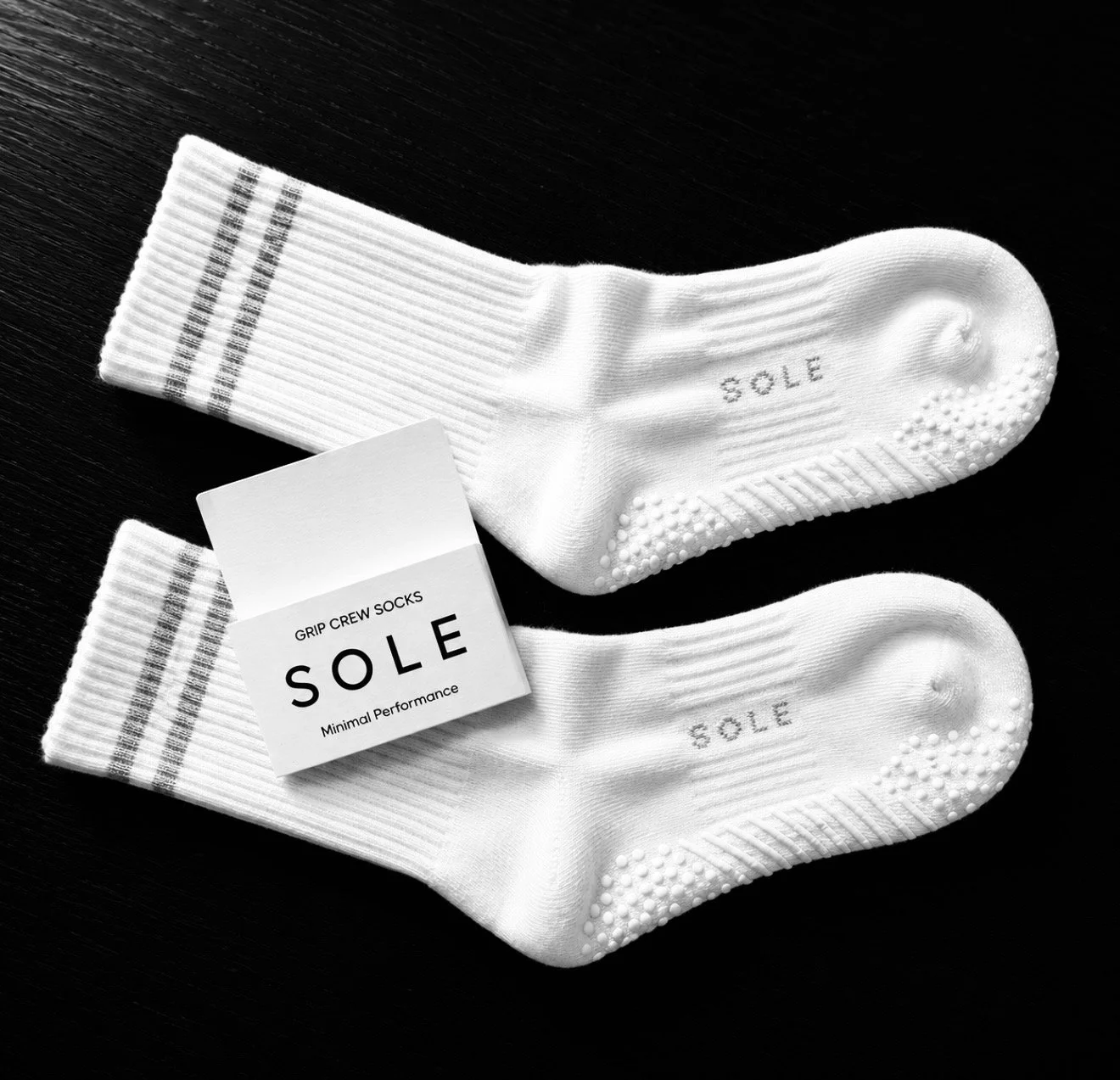WHITE GRIP CREW SOCKS
