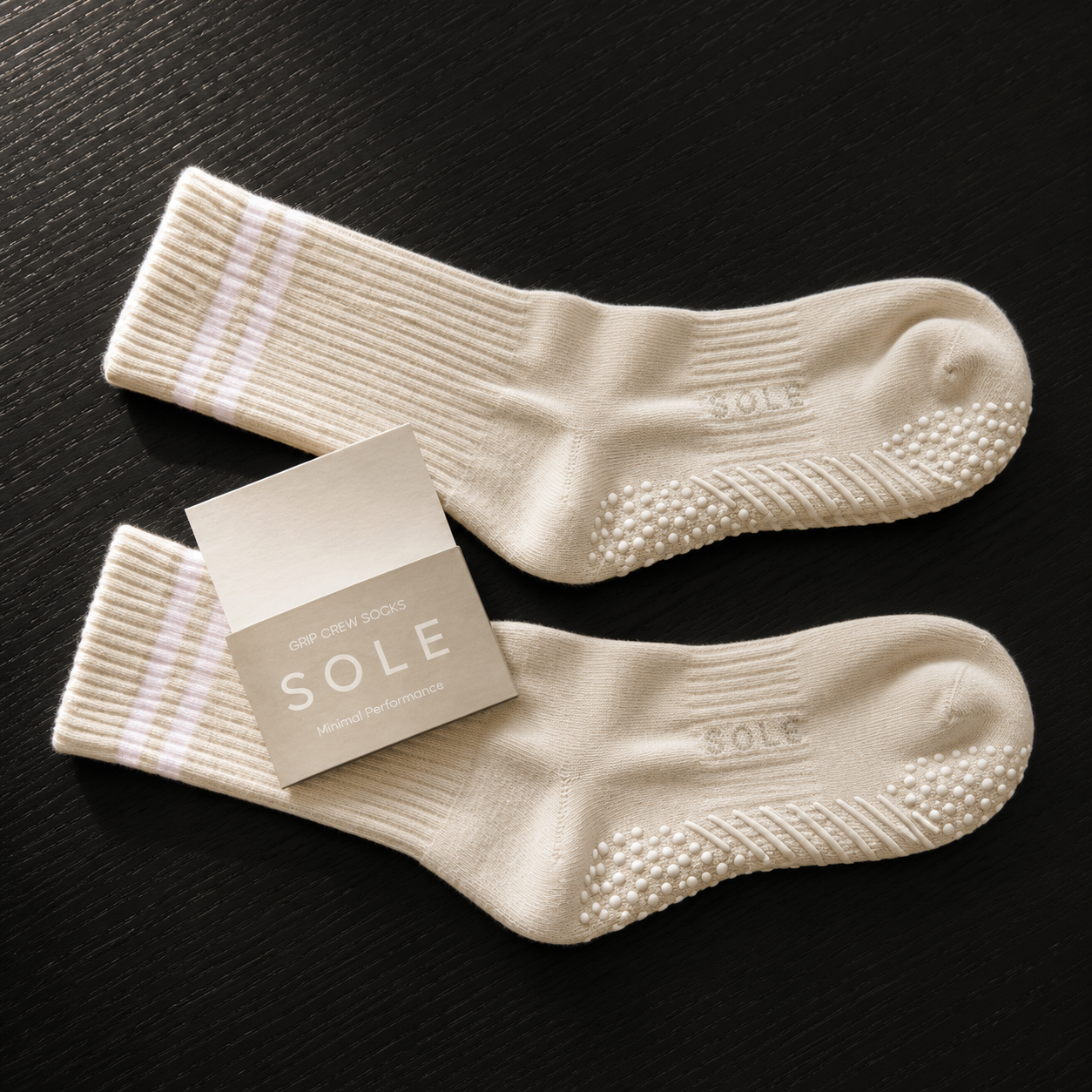 IVORY GRIP CREW SOCKS