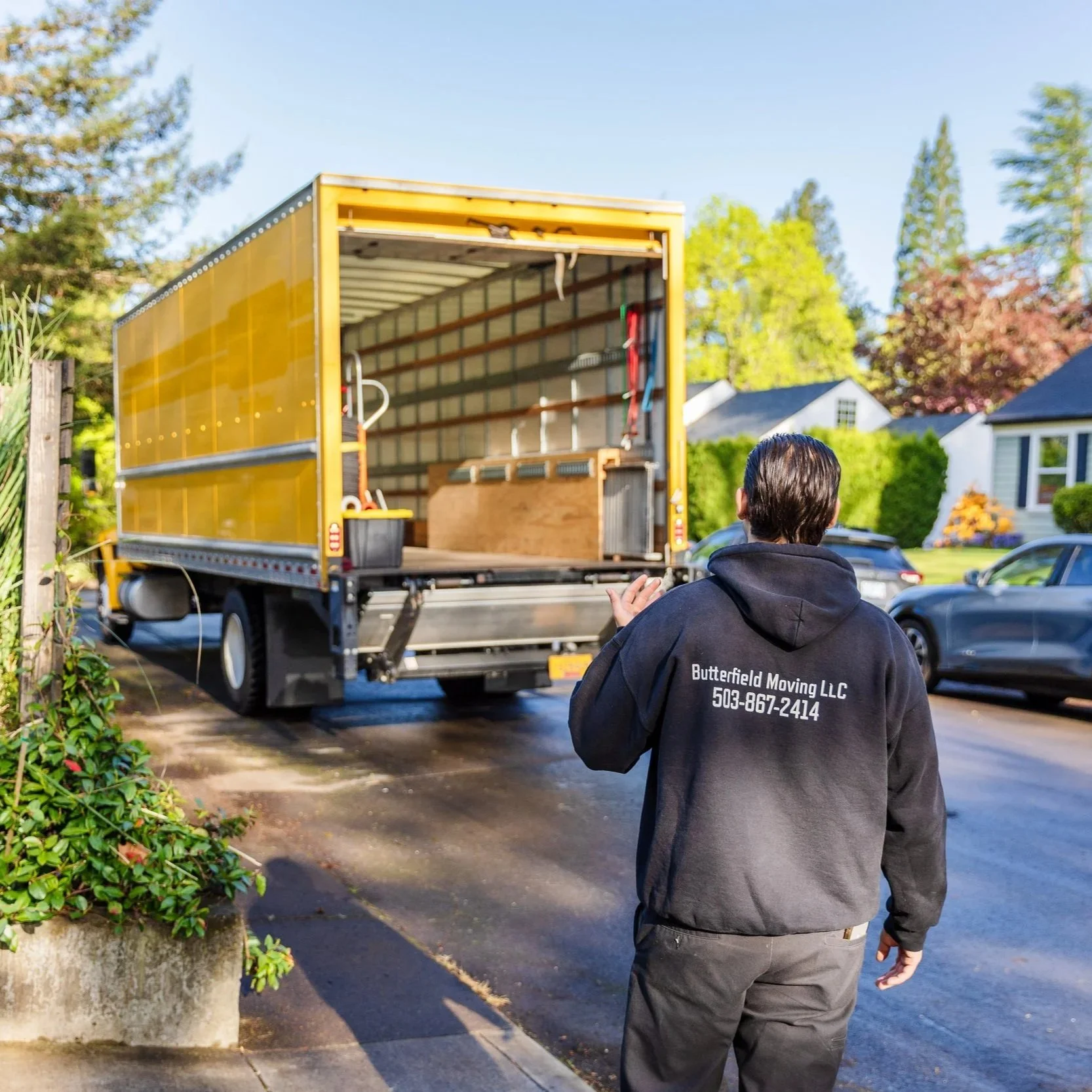 Specialty Item Moving: How Pros Handle Pianos, Fine Art, And Antiques