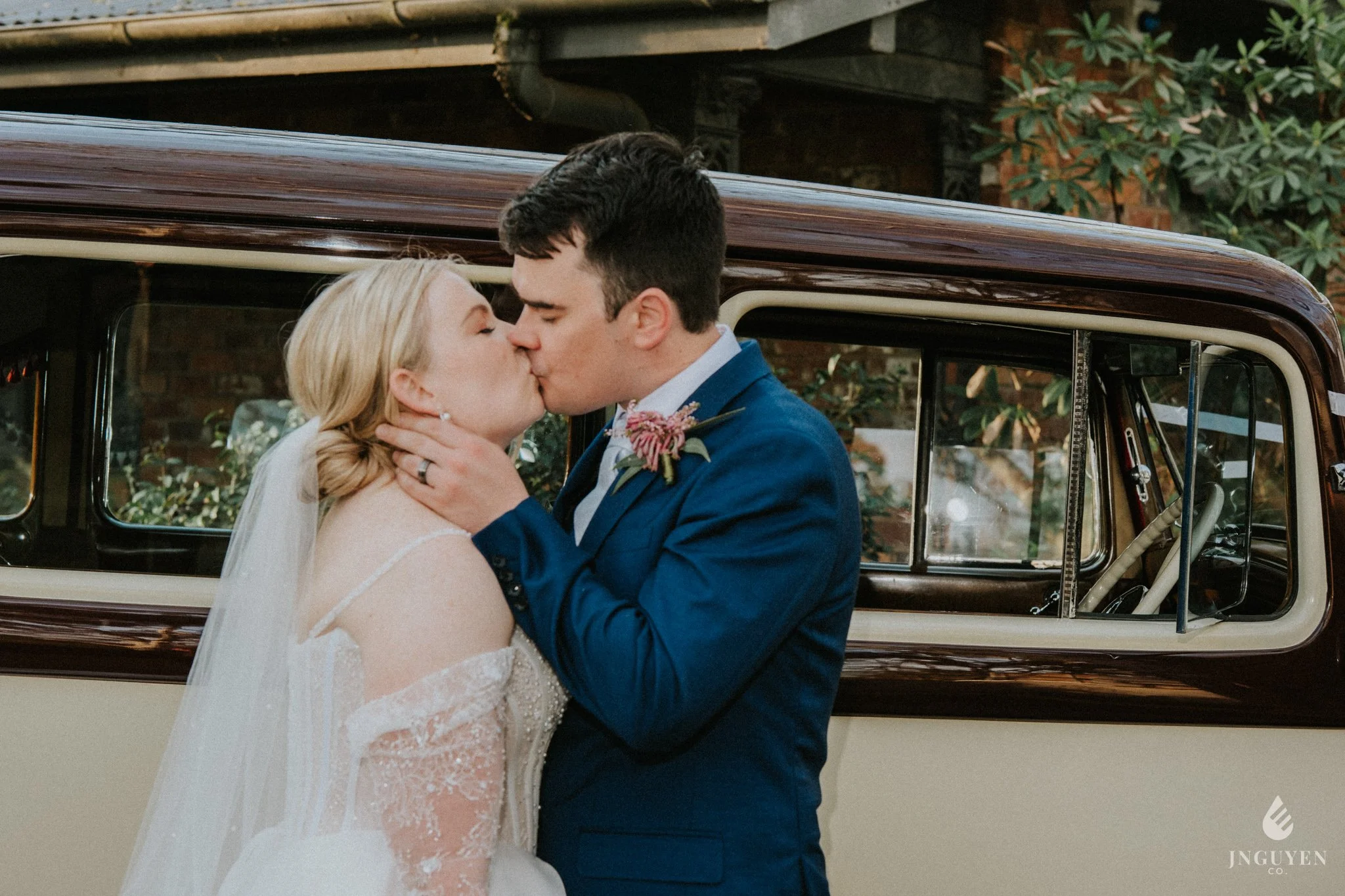 22-lisa-dan-gold-creek-canberra-wedding.jpg