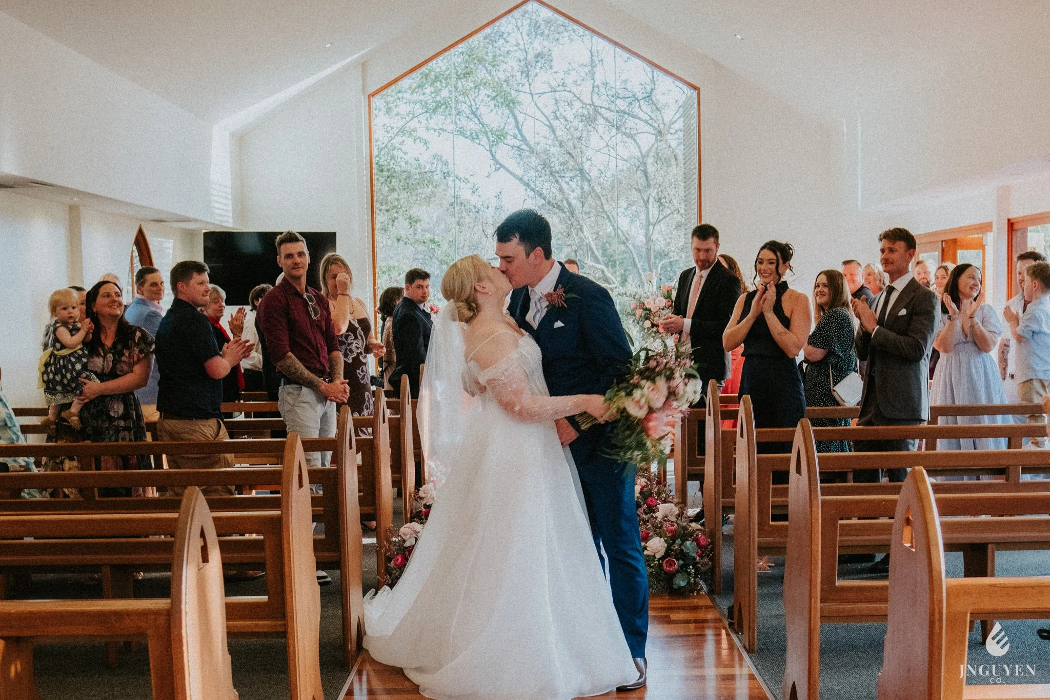 17-lisa-dan-gold-creek-canberra-wedding.jpg