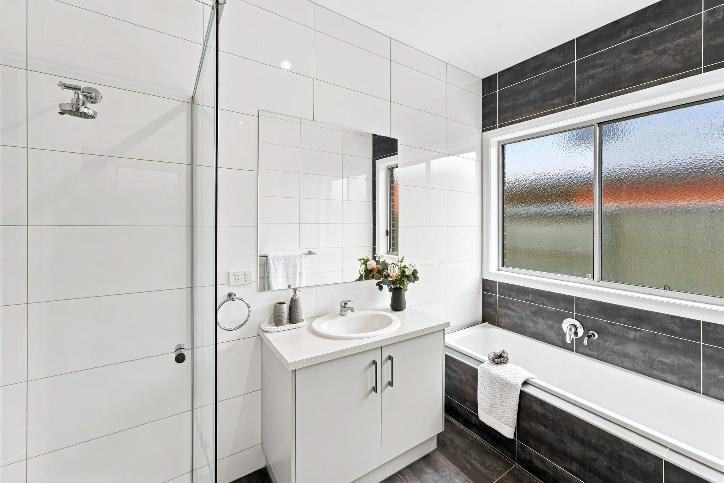 Bathroom WE.jpg