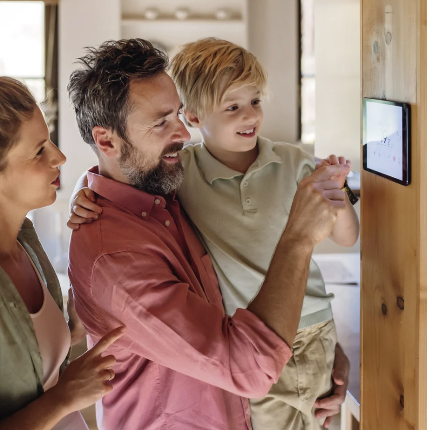 Upgrading a Thermostat: Benefits of Smart Thermostats for All Seasons