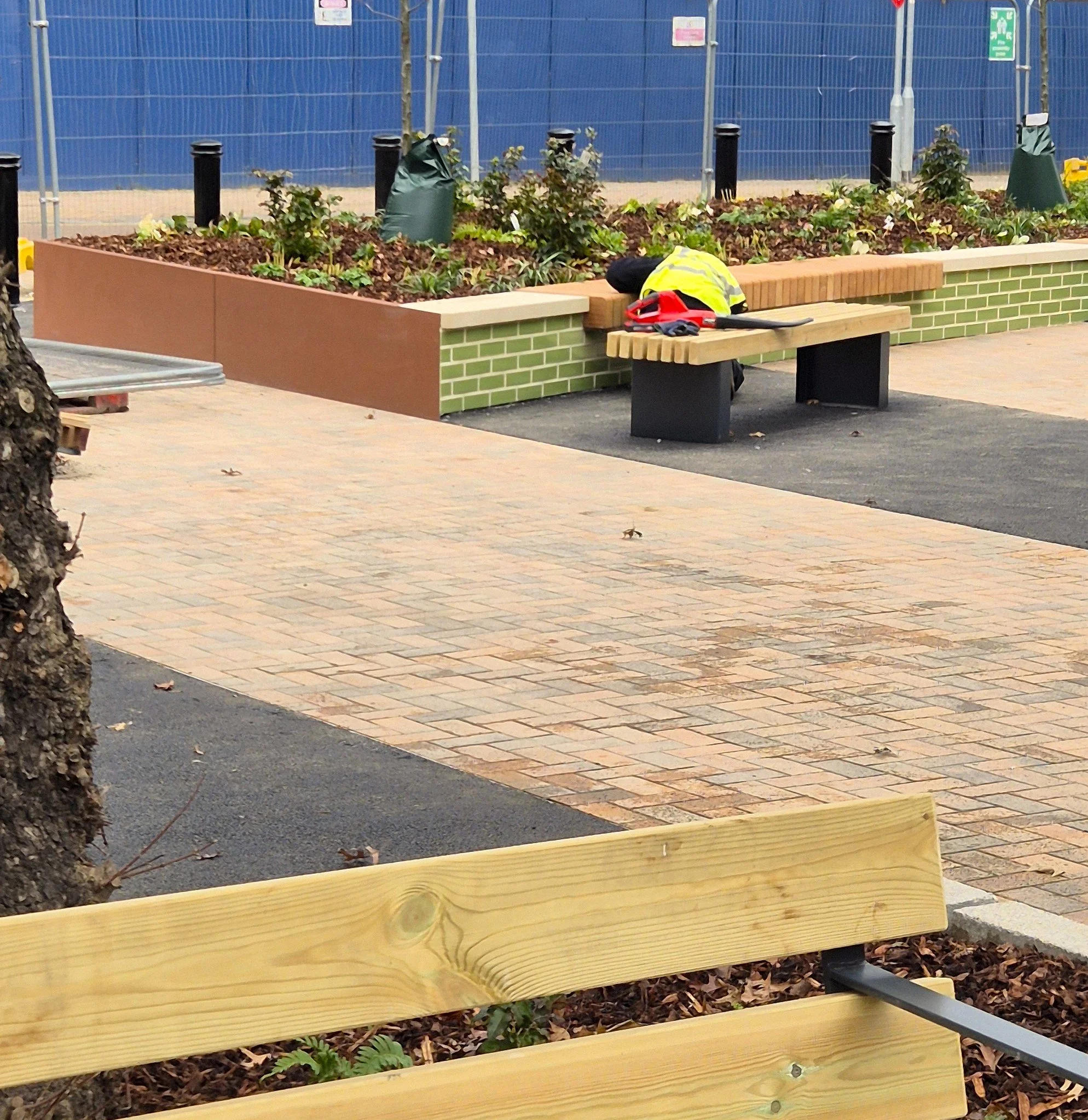 Under Construction - SPLA  Planter + Seat 2.jpg