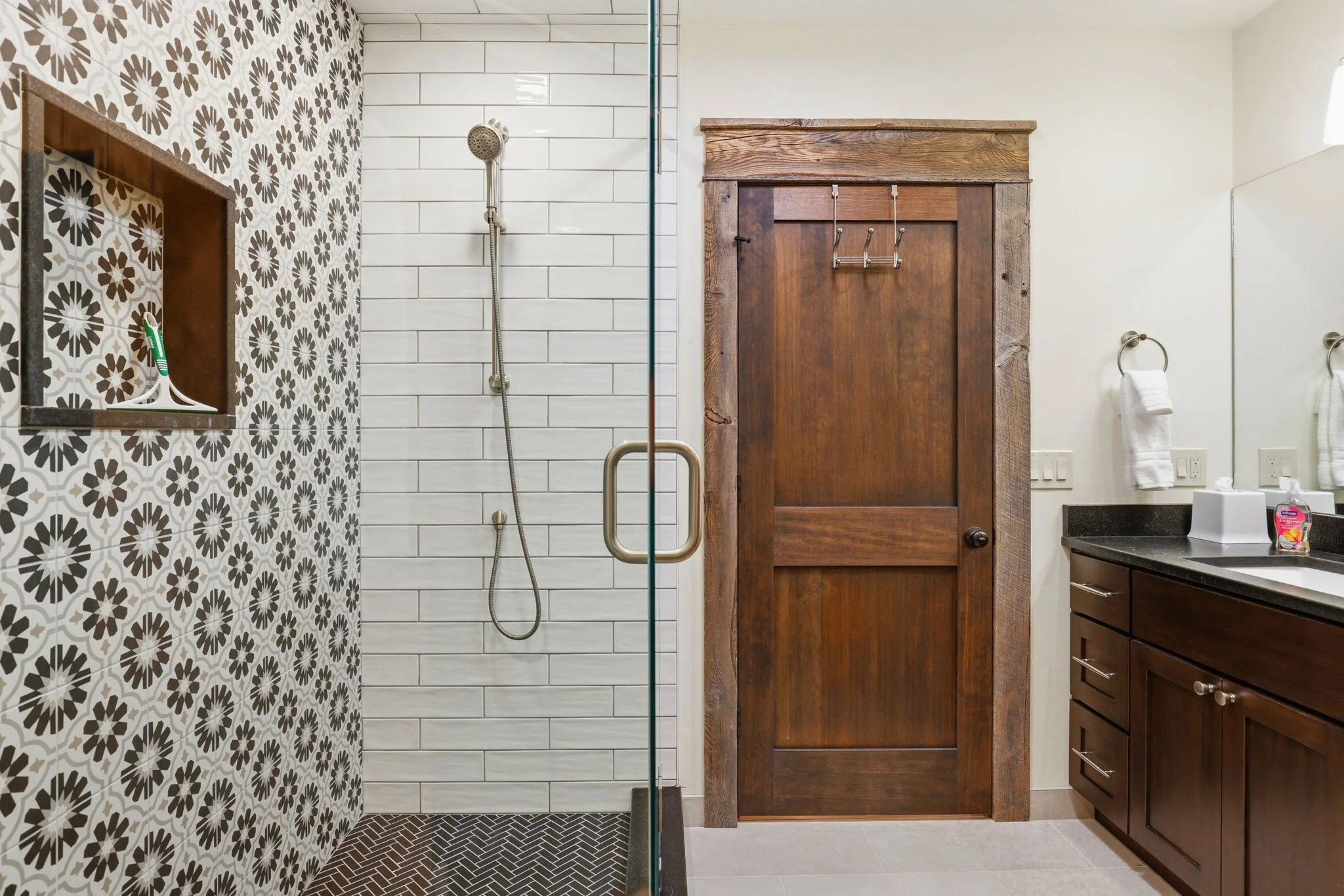 138-BasementBath.jpg