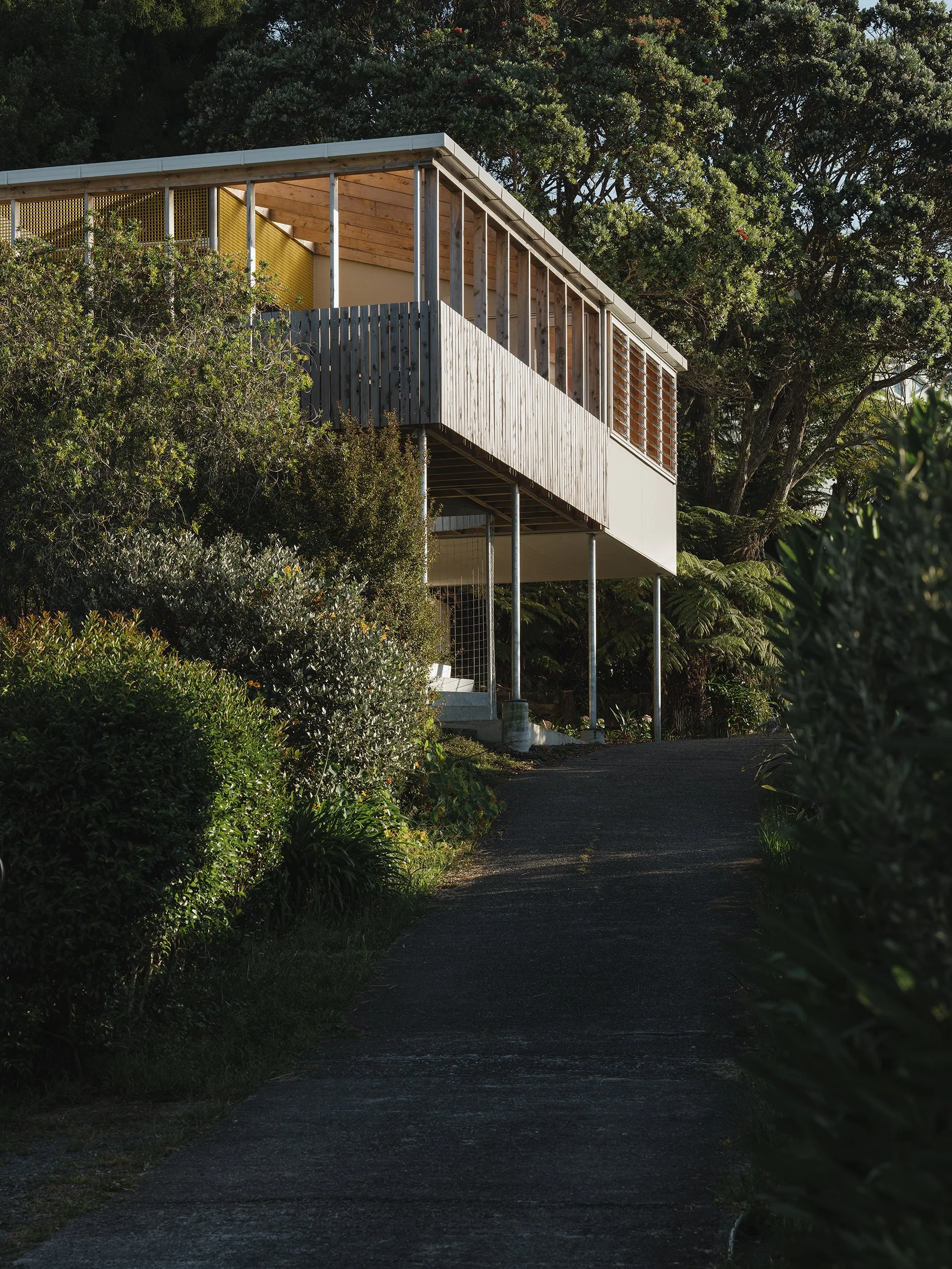 Spacecraft Architects-SCA-NGUNGURU-1225-4698.jpg