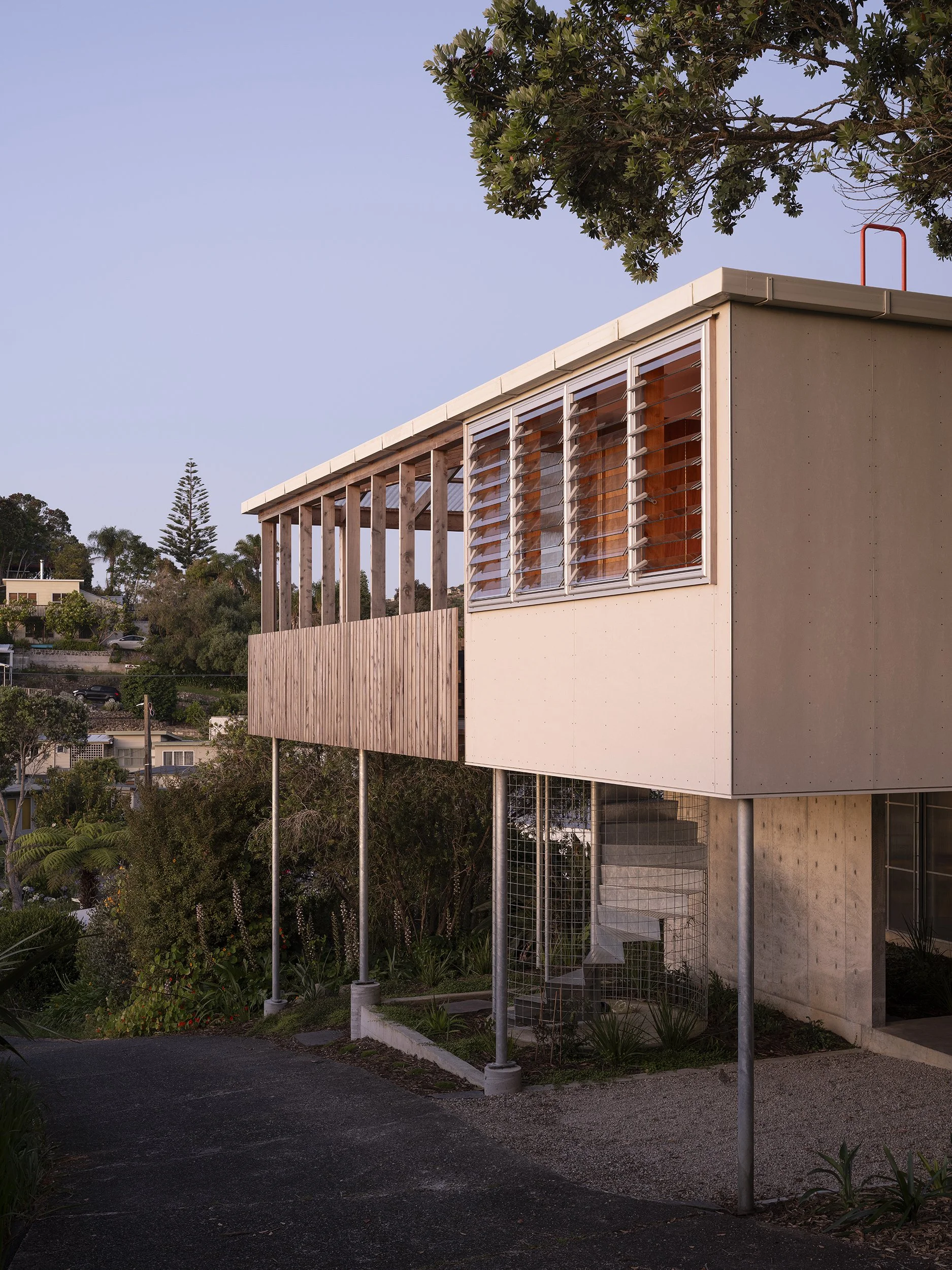 Spacecraft Architects-SCA-NGUNGURU-1225-4516.jpg