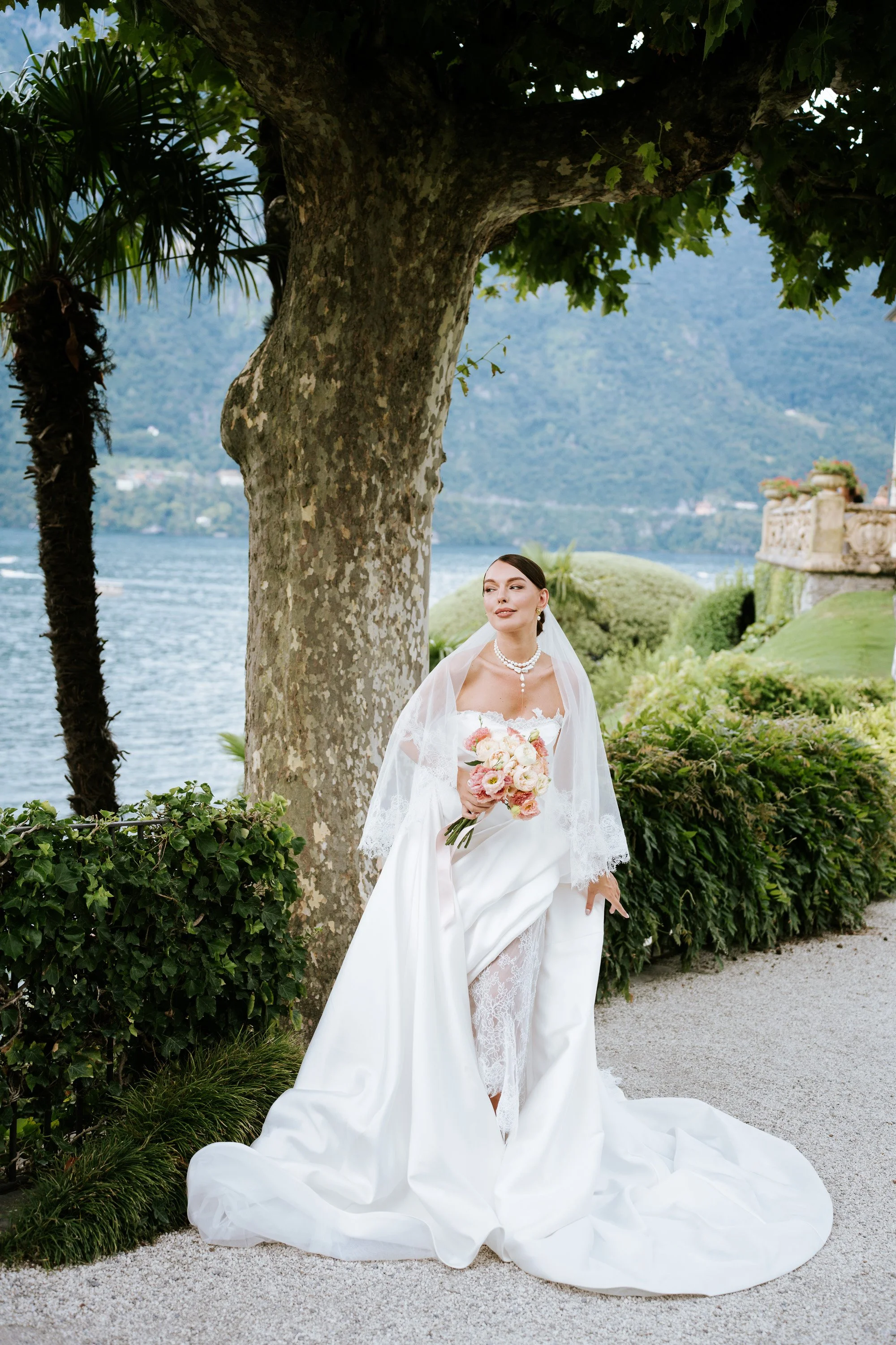 Wedding photographer villa balbianello lake como italy destination-7.jpg