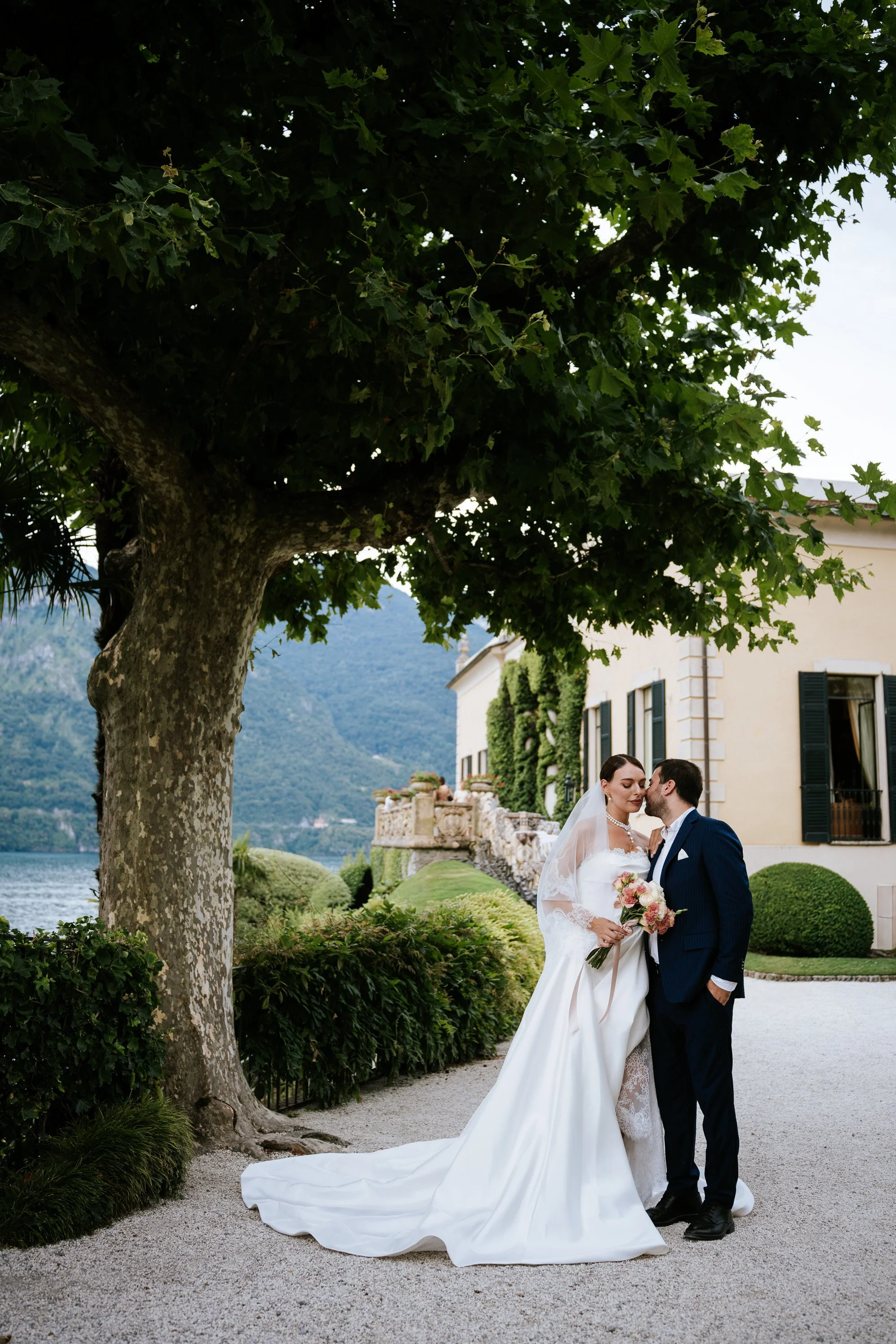 Wedding photographer villa balbianello lake como italy destination-6.jpg