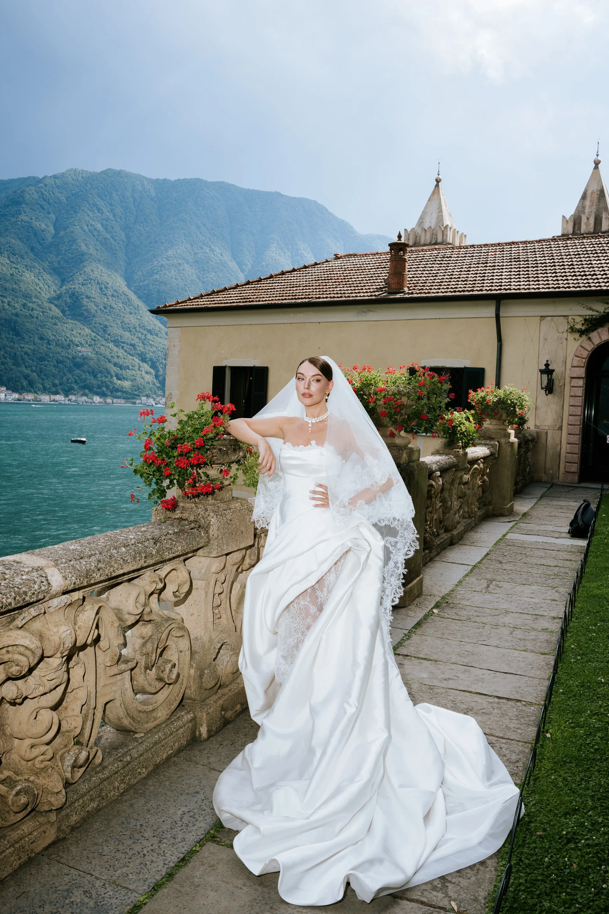 Wedding photographer villa balbianello lake como italy destination-27.jpg