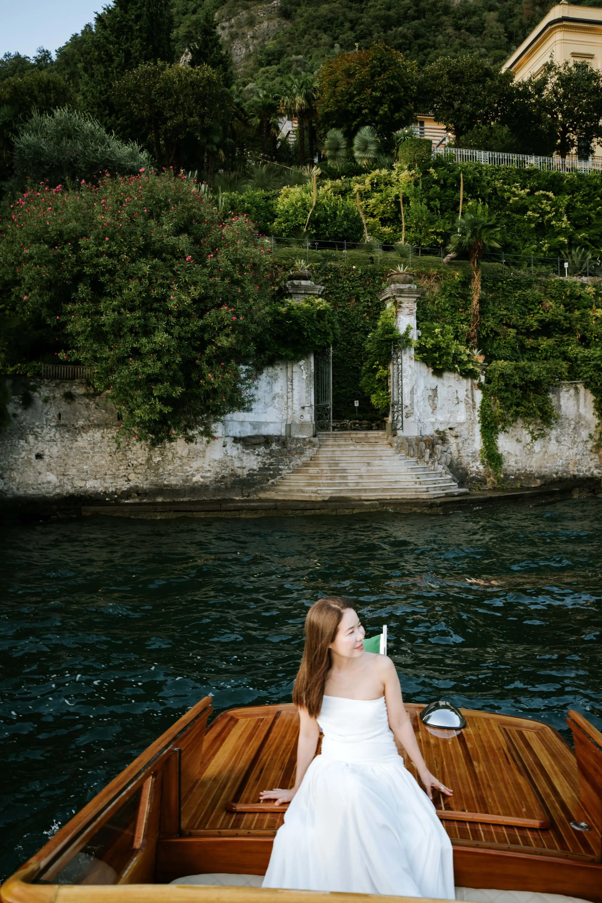 Villa Monastero Varena Lake Como riva boat thai photoshoot -256.jpg