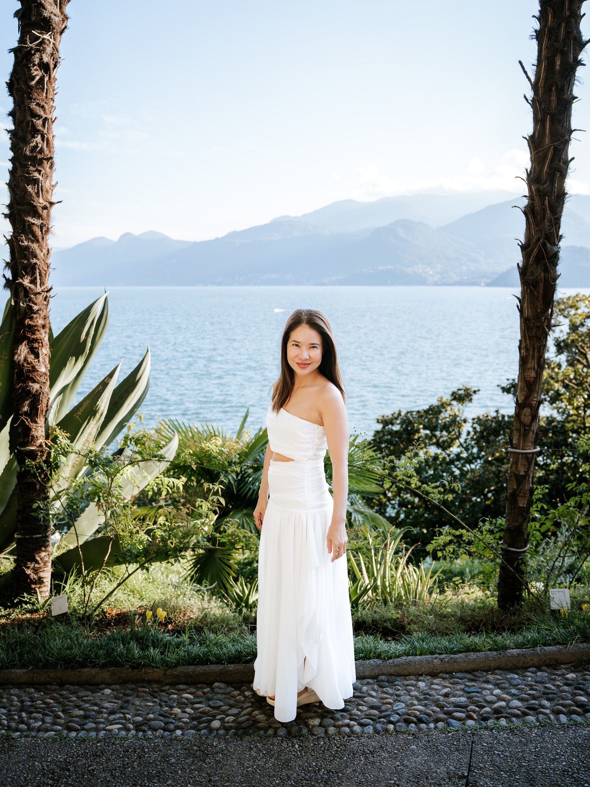 An afternoon on Lake Como that turned into one of my favorite shoots this year &mdash; gardens overlooking the water, then a private boat ride past Villa del Balbianello as the light went gold.

I&rsquo;m Constantin, a destination wedding and portrai