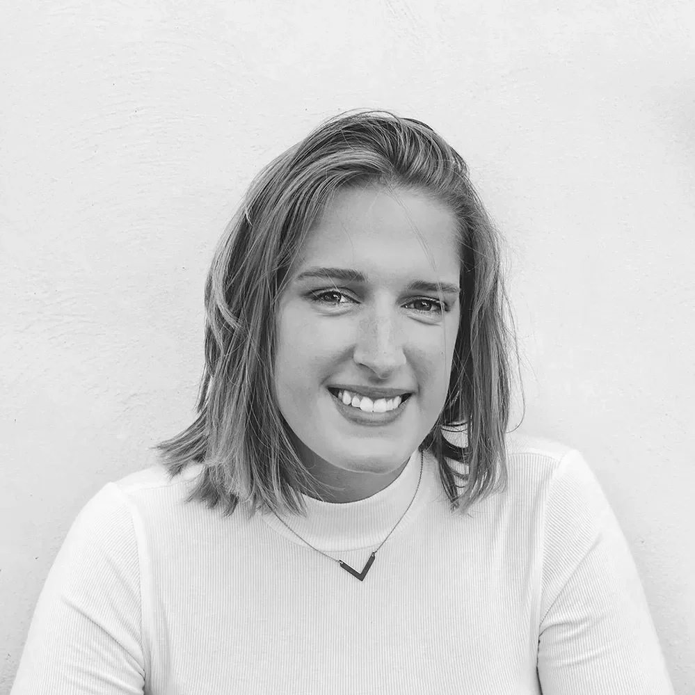 rachel woolvett headshot