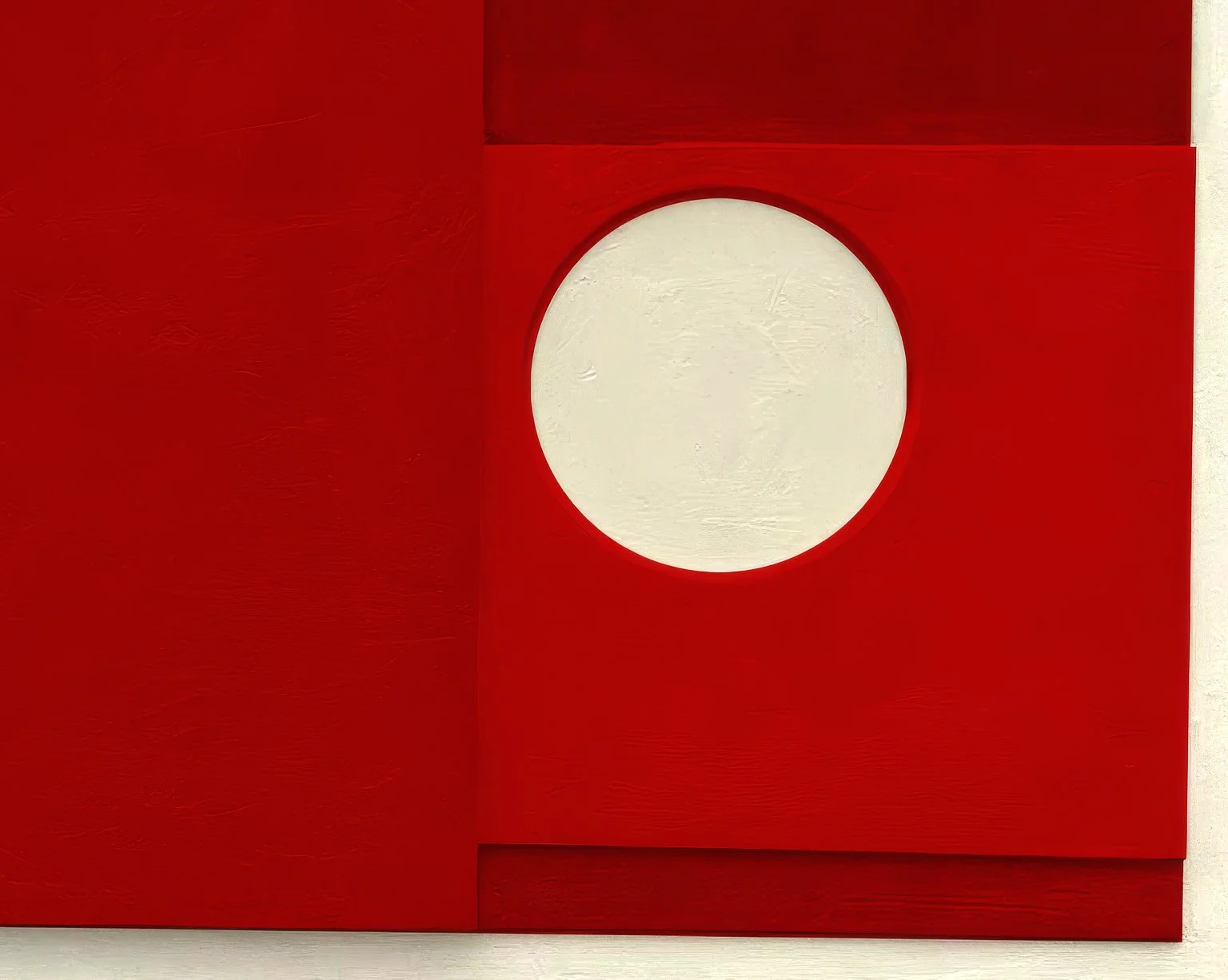 Red large detail 01.jpg