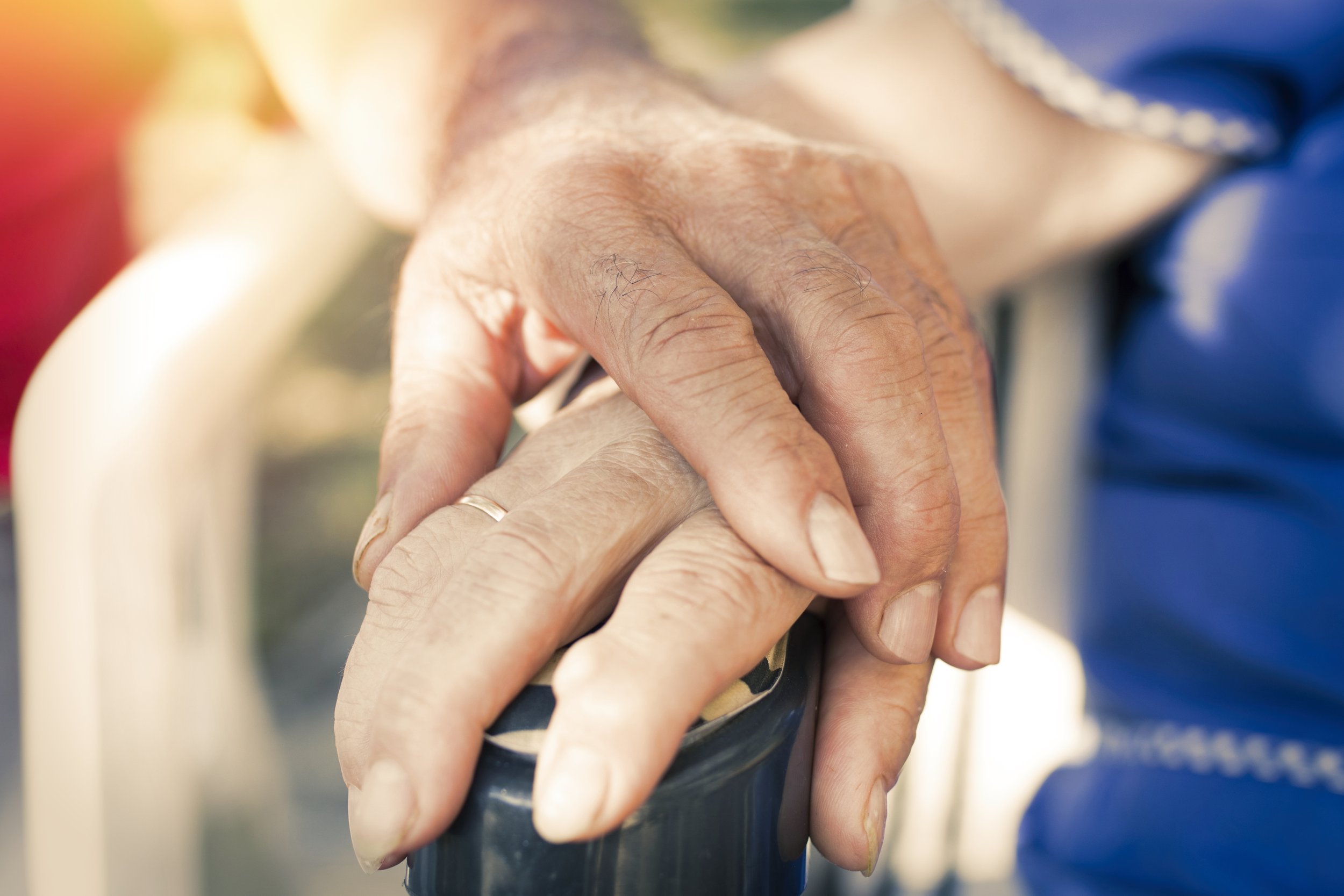 hands-of-older-adults-senior-couple-2026-01-11-08-09-27-utc.jpg