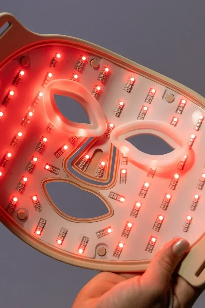 LED Light Therapy Mask