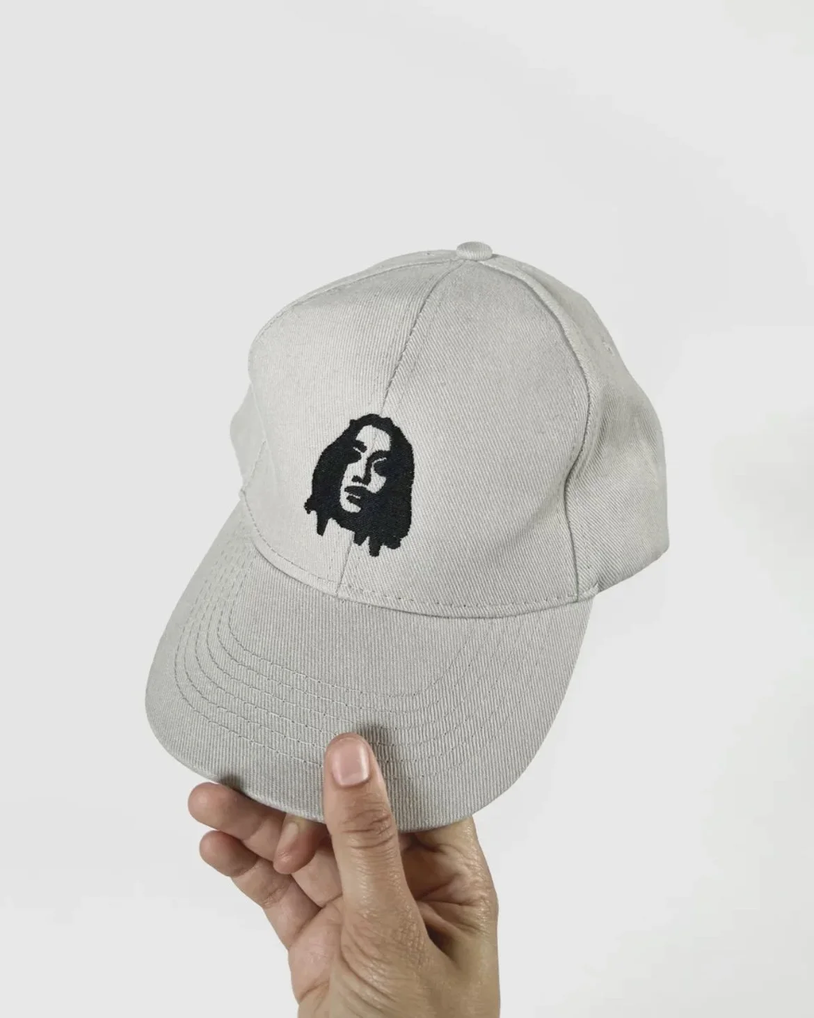 logo cap