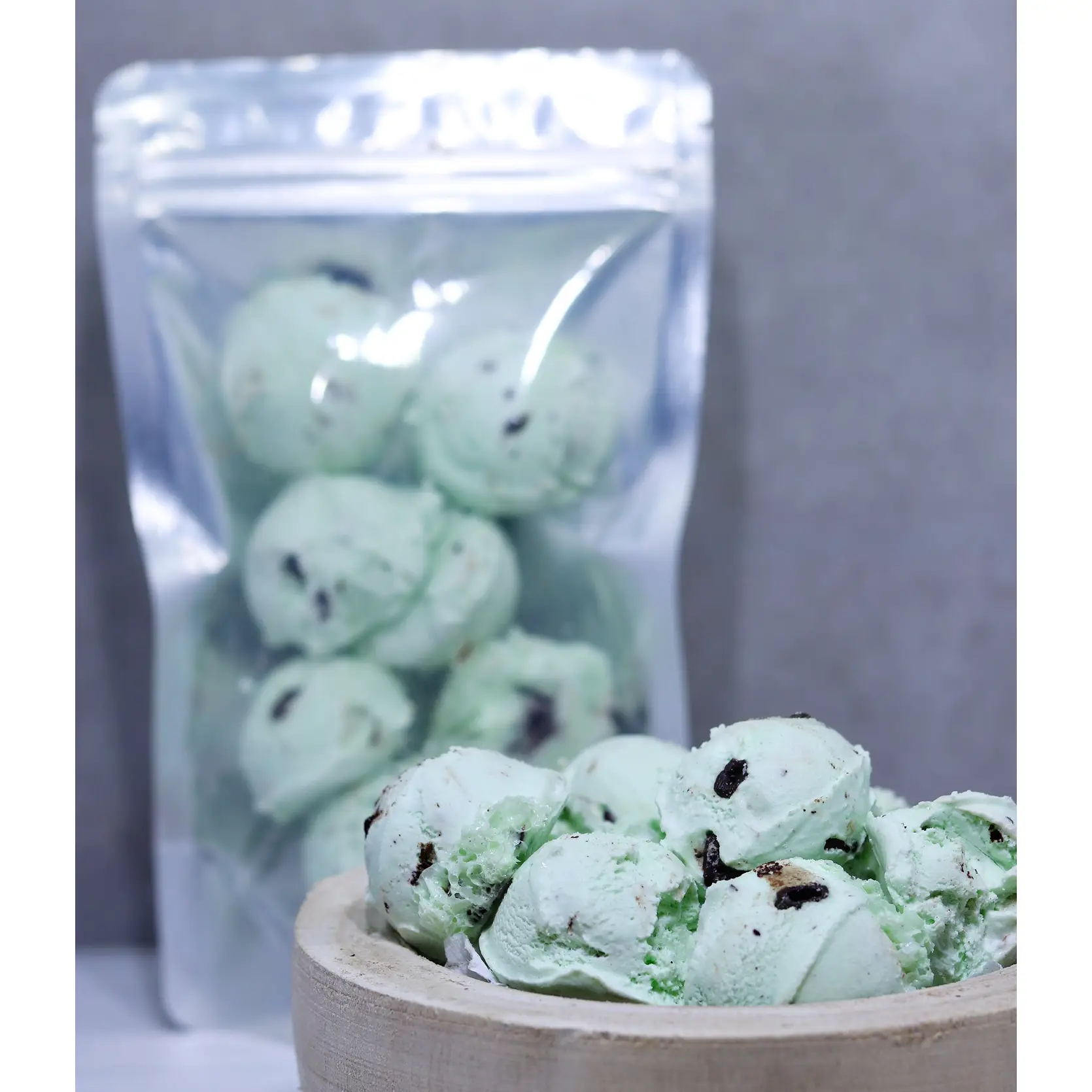 Freeze Dried Mint Chocolate Ice Cream Bites