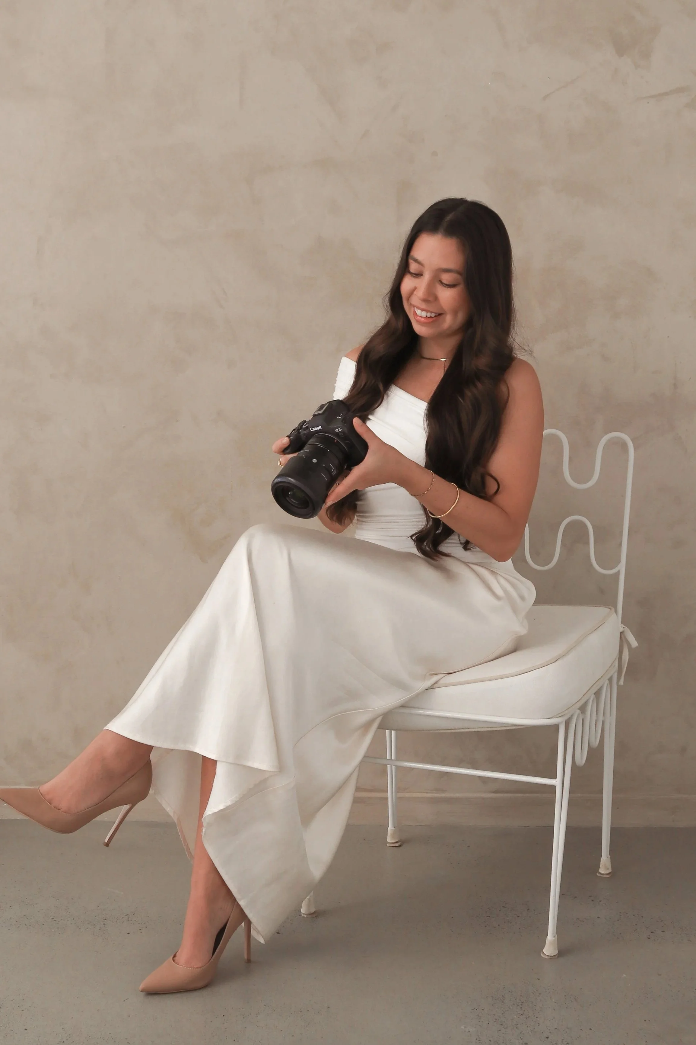 Wedding Photographer, Ashleigh Austin from Luna Mare Weddings