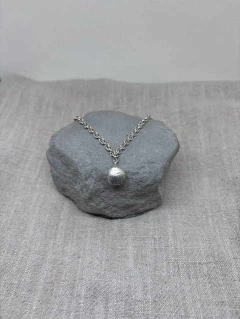 Silver Cockle Shell Bracelet