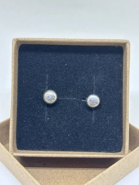 Winky Emoji Stud - Silver