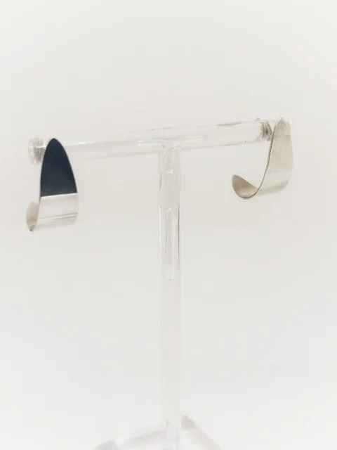 Silver Curve Earrings