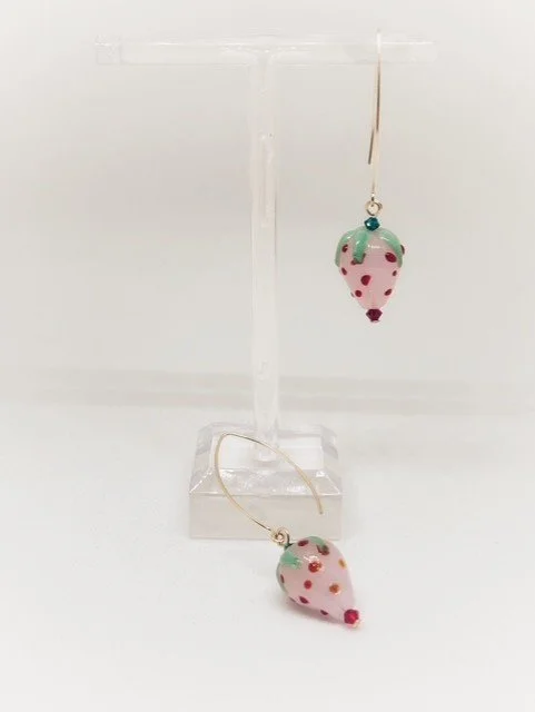 Glass Strawberry Hooks - Gold