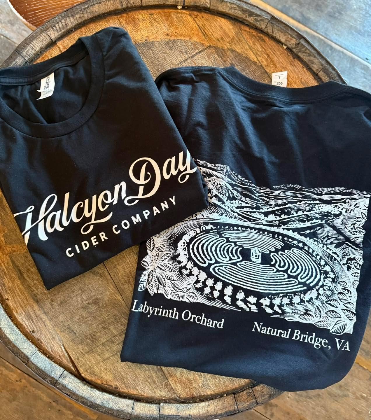 New t shirts available!!! We are OPEN Today 12-7 and tomorrow is our Epic #sundayfunday☀️ with LiVE MUSIC from 1-4 (Jason Hostetter + Bruce Allen &amp; Jason Burke) and FOOD TRUCK Globowl from 12:00-5:30!  #globowl #sundayfunday #naturalbridgeva #hal