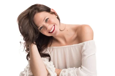 &nbsp; &nbsp; &nbsp; &nbsp; &nbsp; &nbsp; &nbsp; &nbsp; &nbsp; &nbsp; &nbsp; &nbsp; &nbsp; Simple Soy Owner and Chandler, Cortney Byus