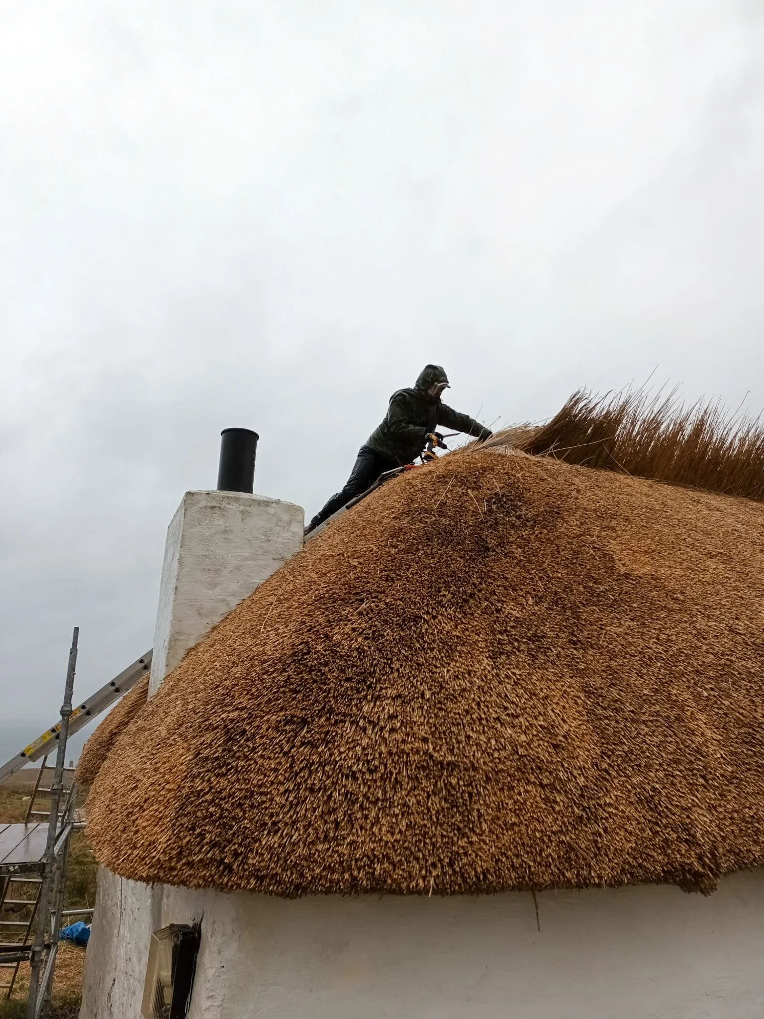 Thatching a cottage on the Isle of Skye