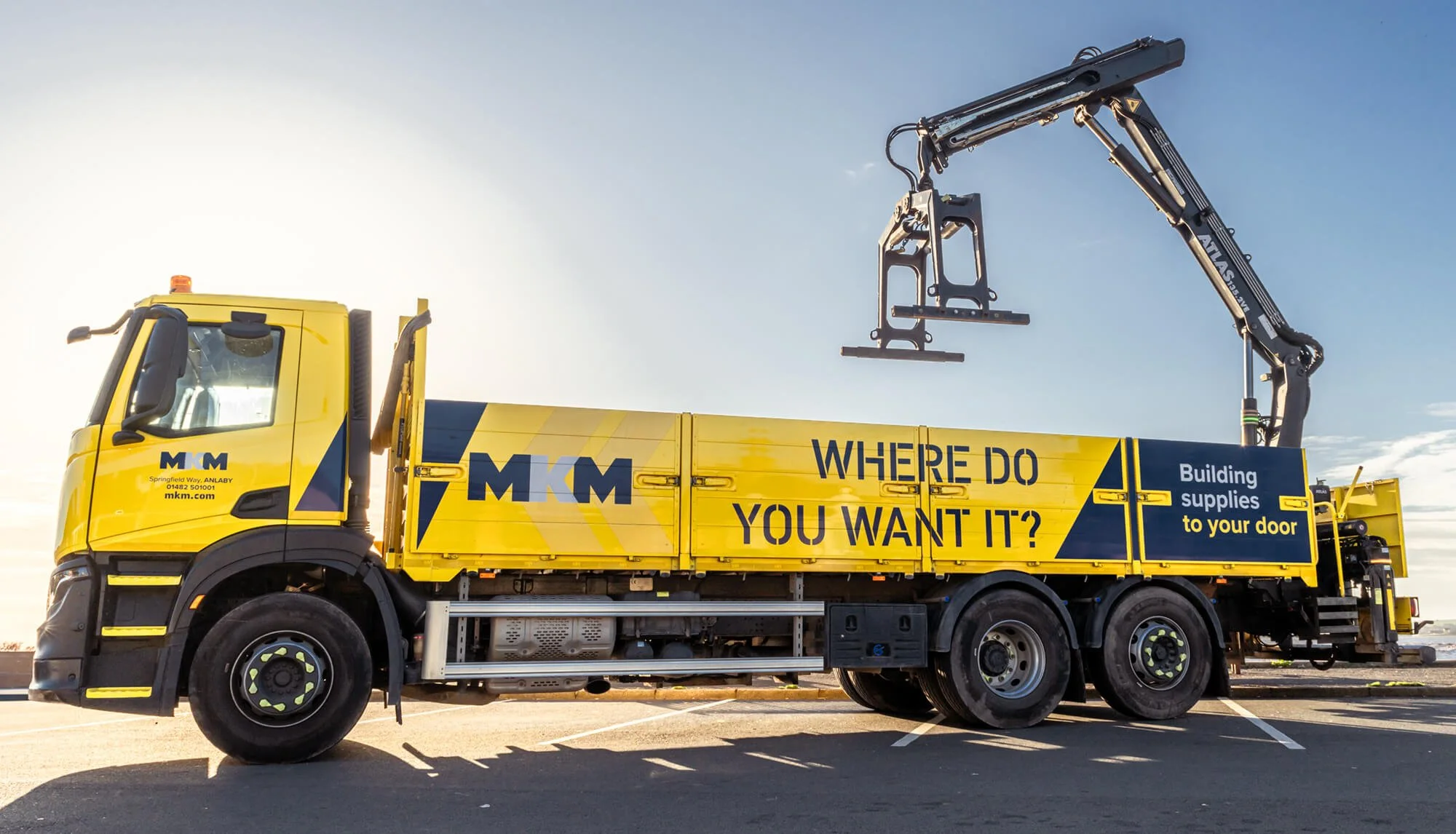 MKM branded livery applied to a HIAB delivery vehicle