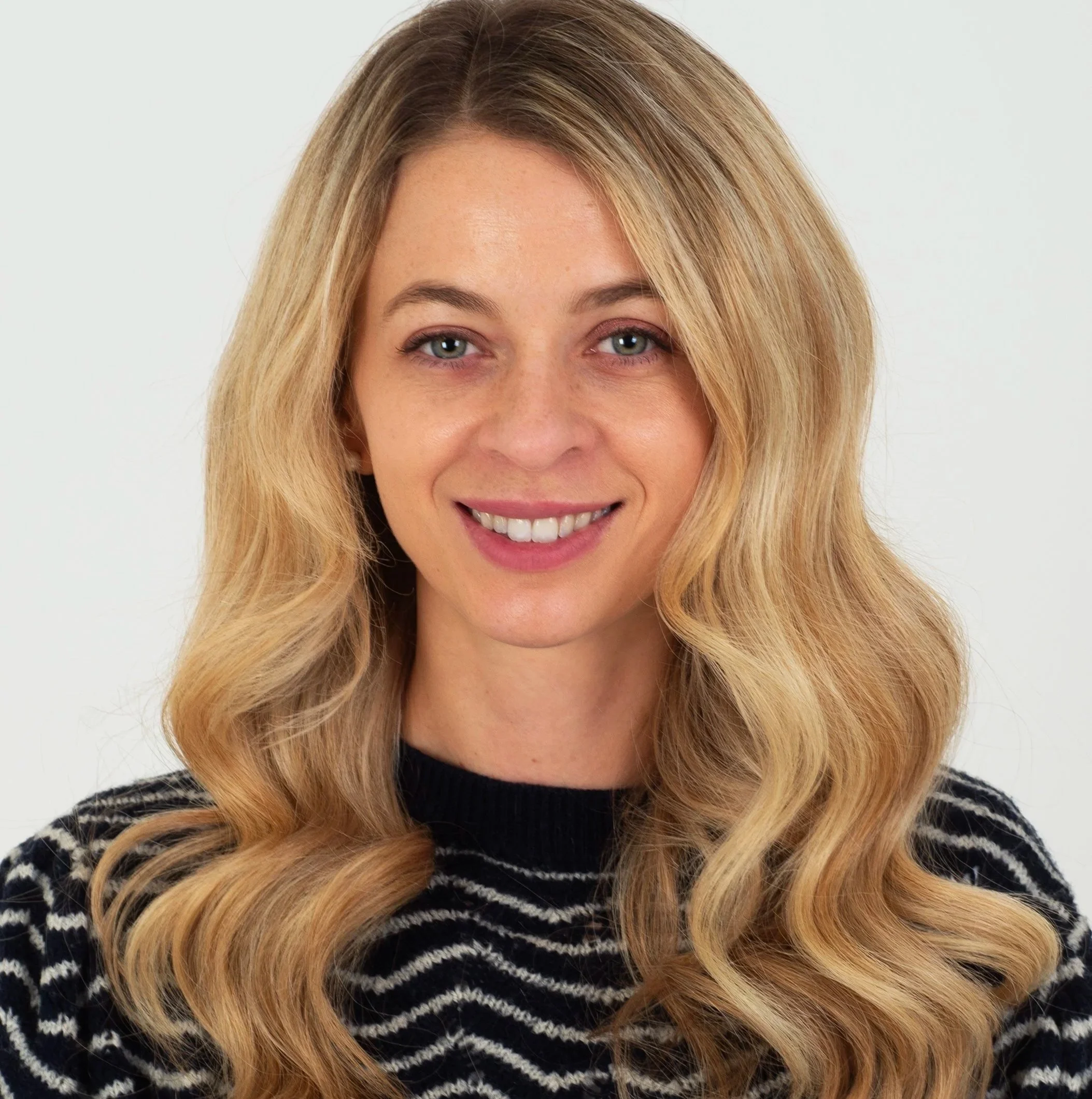 Olivia Mackintosh, baby sleep consultant in Richmond, London