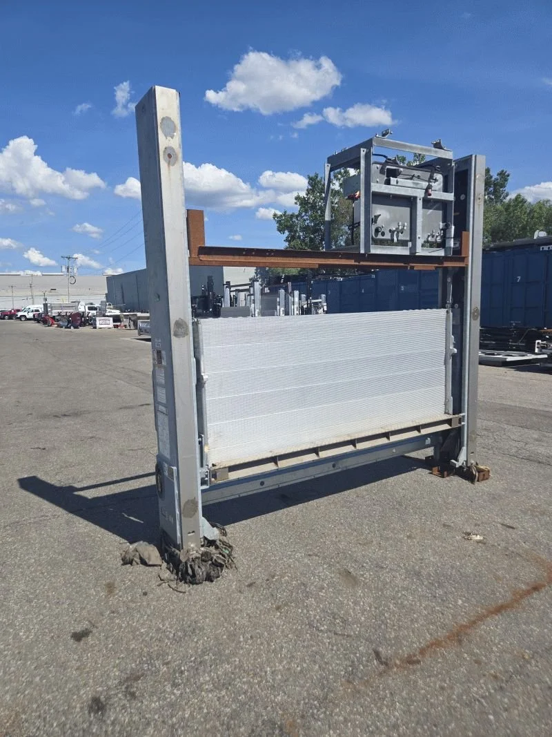 Maxon Liftgate (BMR-35APMG) (NSB204)