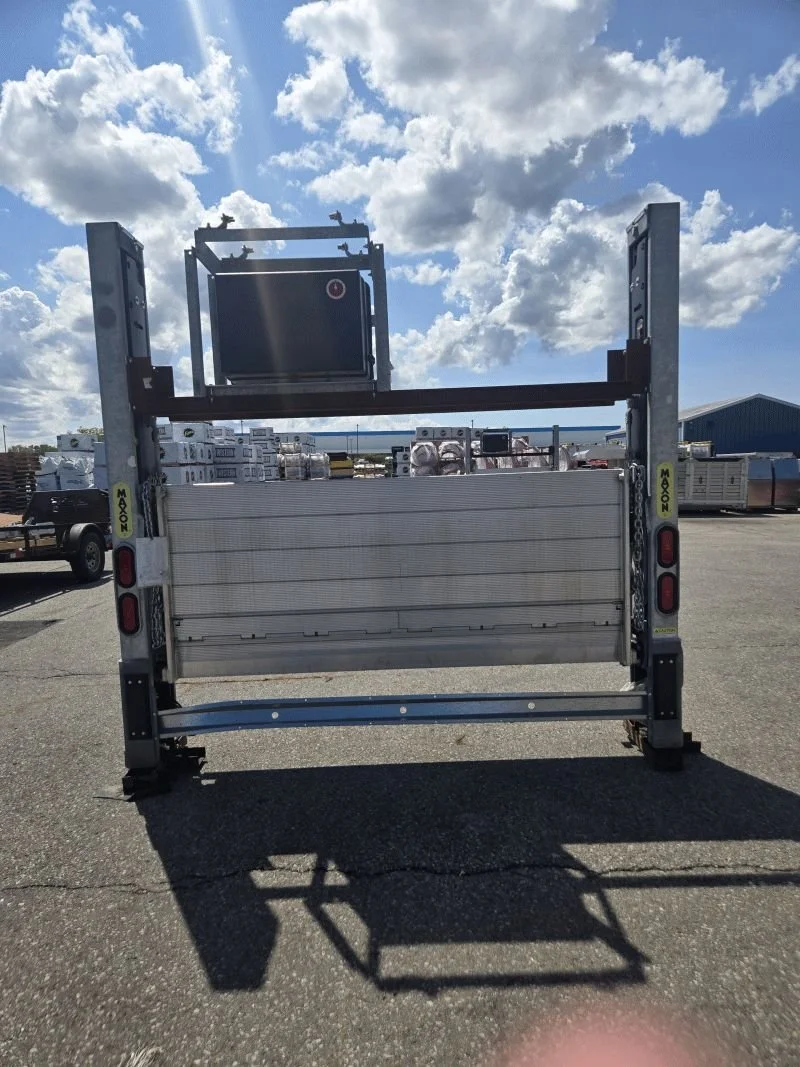 Maxon Liftgate (BMR-35APMG) (NSB212)