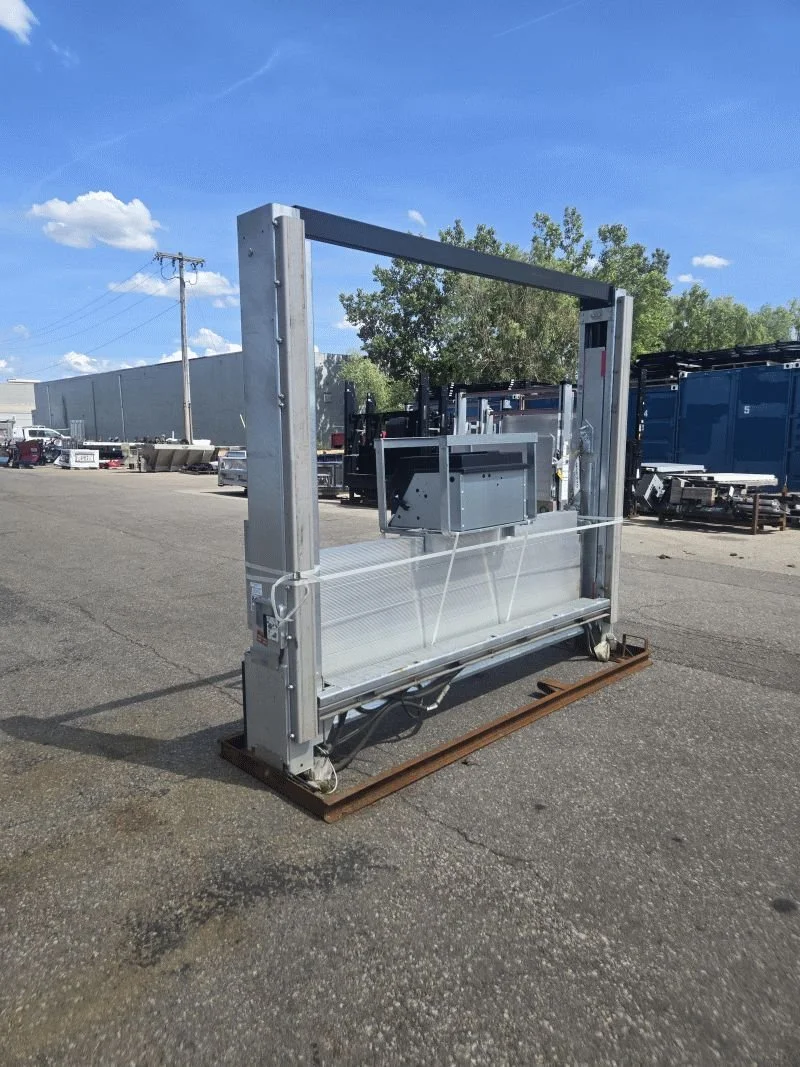 Waltco Gates Liftgate (WDVII35-AP) (NSB270)