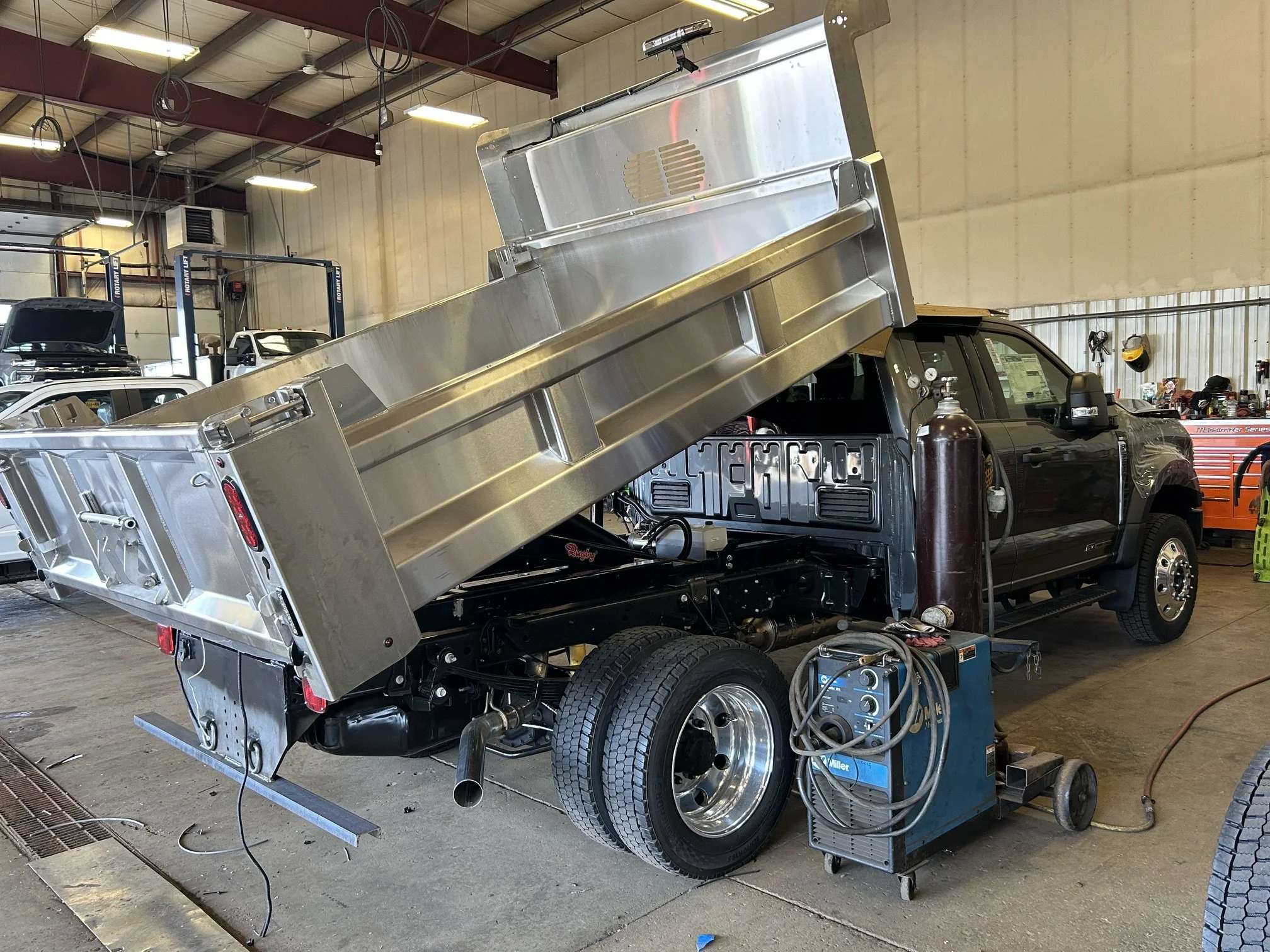 Dump Body Installation