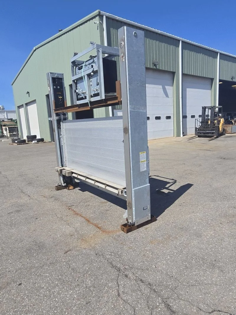 Maxon Liftgate (BMR-44AP) (NSB365)