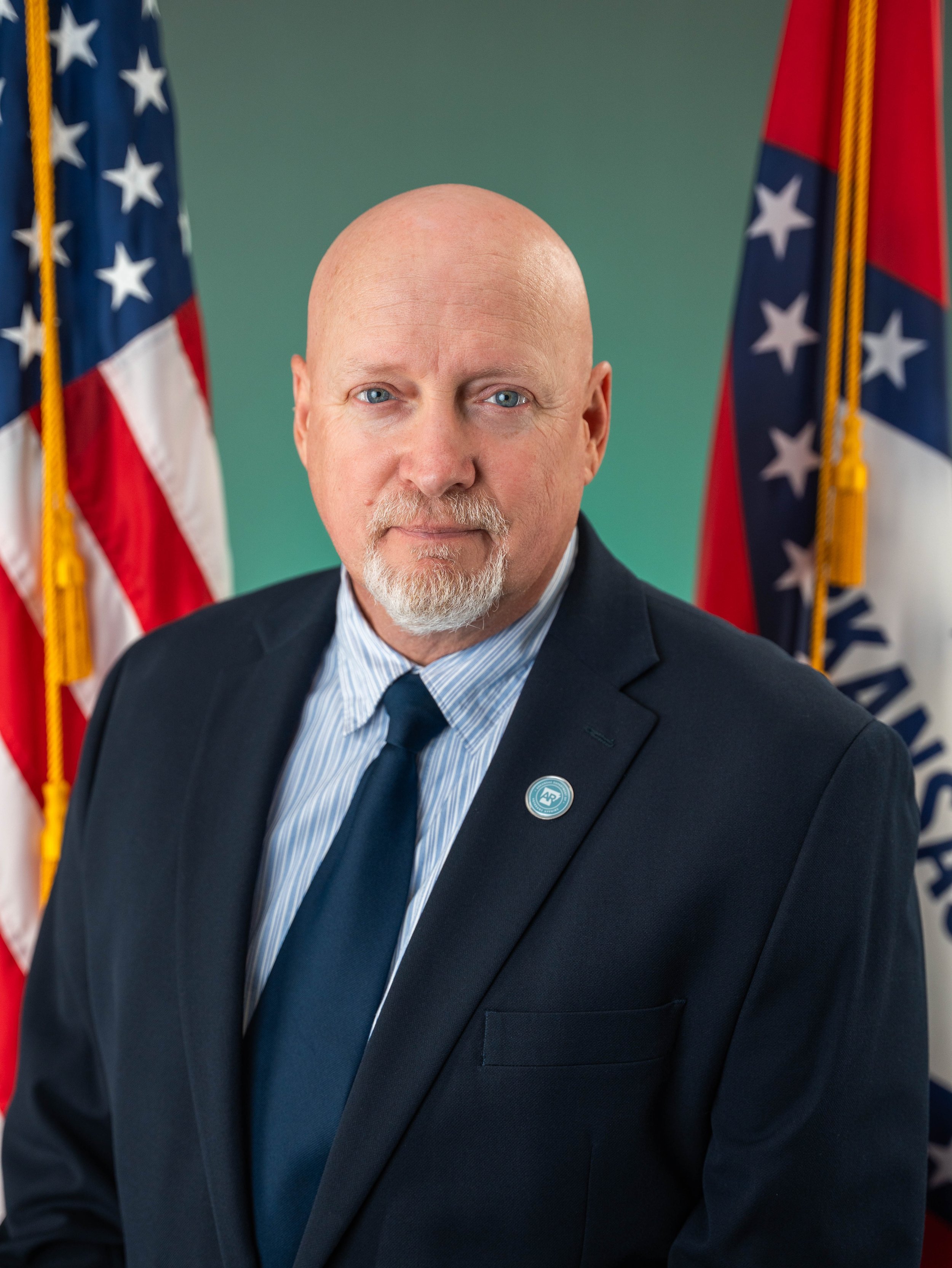 Portrait of Steven Veazey, Director of Veterans Cemeteries at the Arkansas Department of Veterans Affairs.