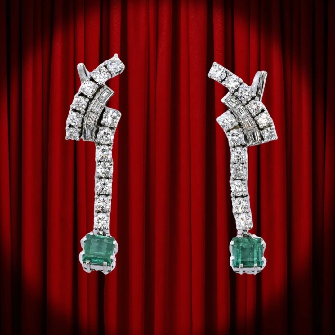 Alege bijuterii care transformă fiecare clipă &icirc;ntr-un spectacol.
Descoperă colecția completă pe edmondgaleria.com

#jewelry #jewellery #necklace #emerald #diamonds